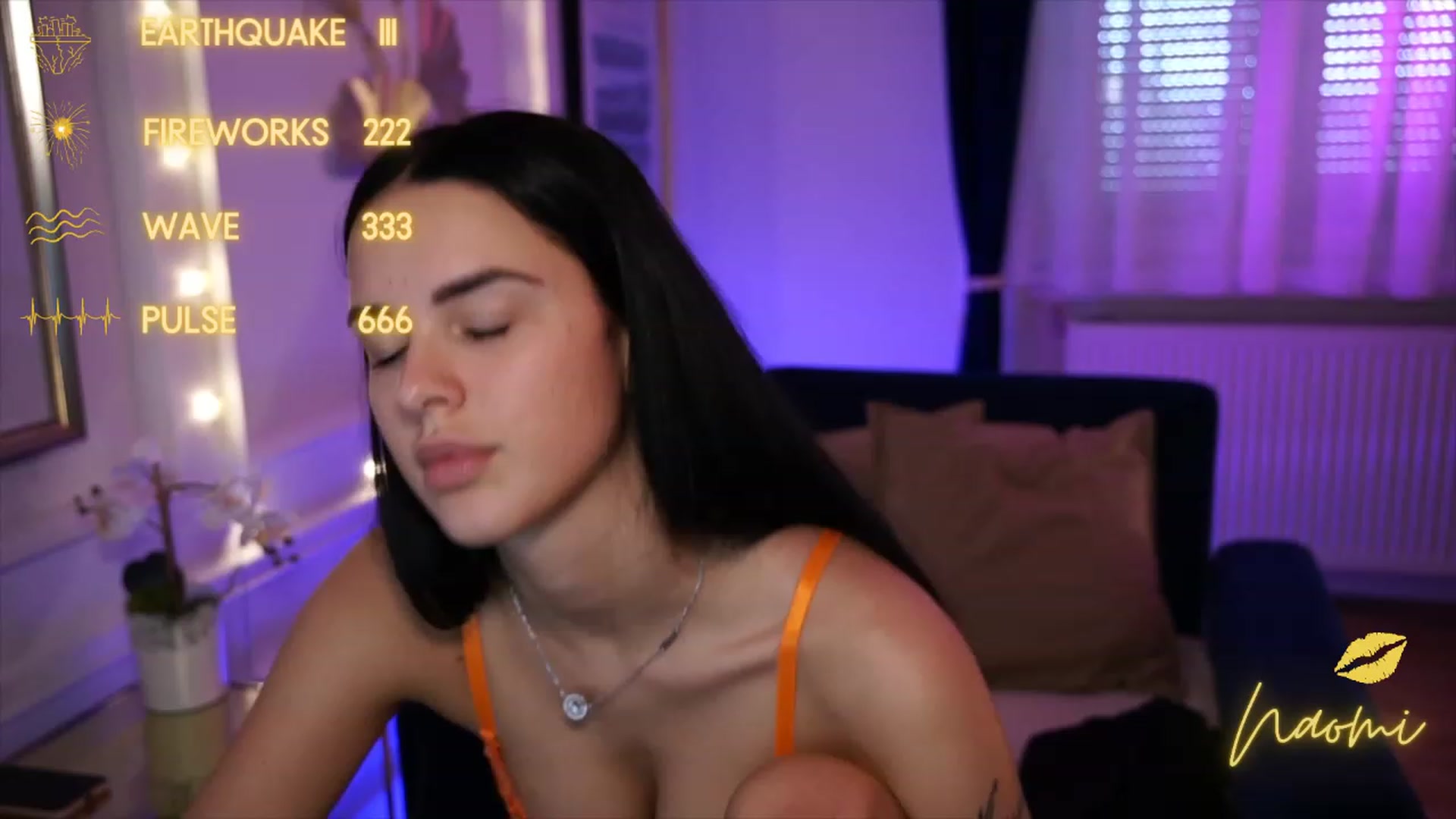 Gallery image thumbnail from cinnabellee's myfreecams stream on, 05/17/2023, 14:50 image 10 of 20