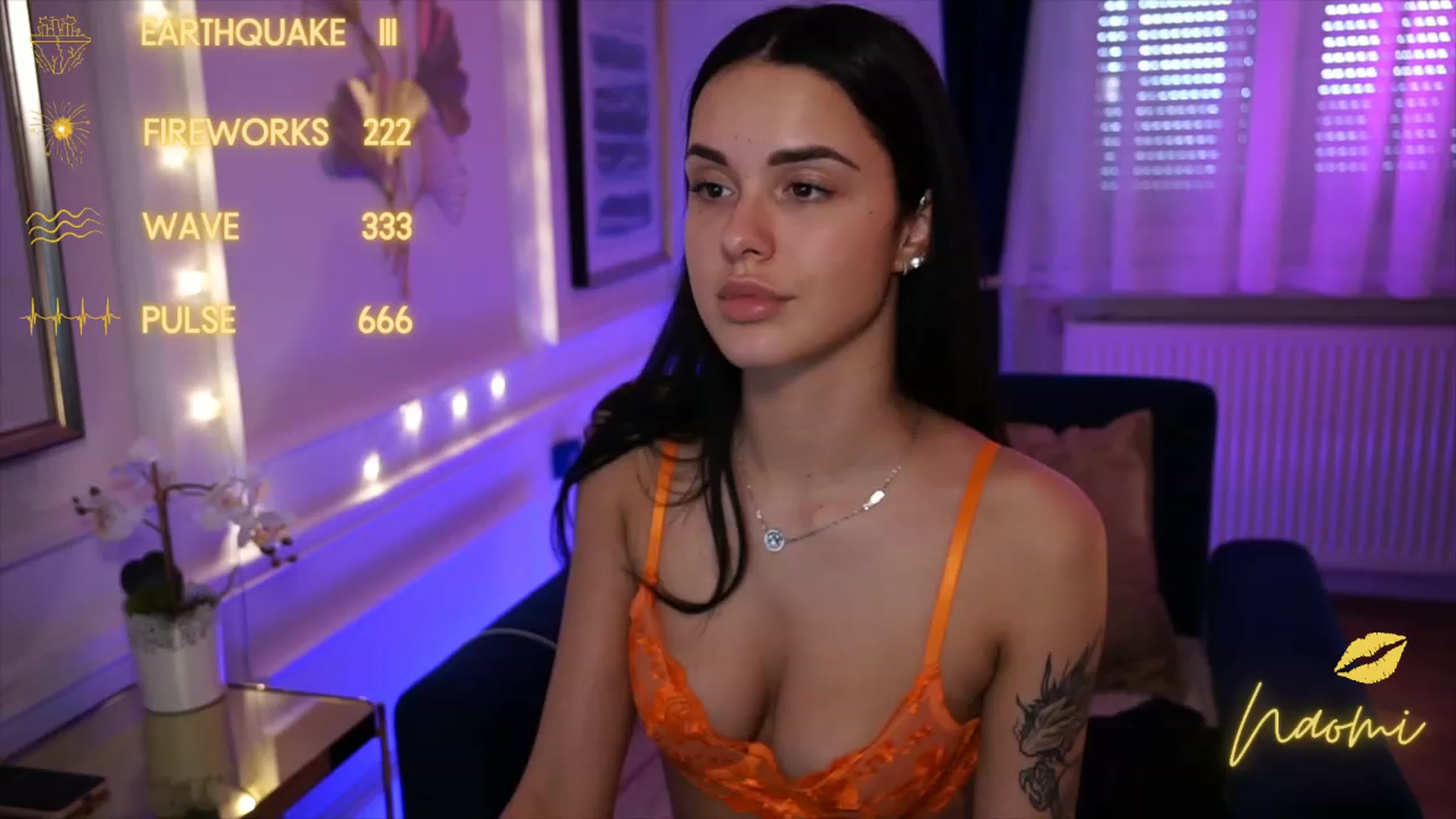 Gallery image thumbnail from cinnabellee's myfreecams stream on, 05/17/2023, 14:50 image 8 of 20
