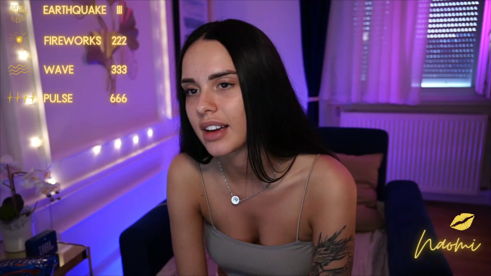 Gallery image thumbnail from cinnabellee's myfreecams stream on, 05/19/2023, 18:42 image 6 of 20