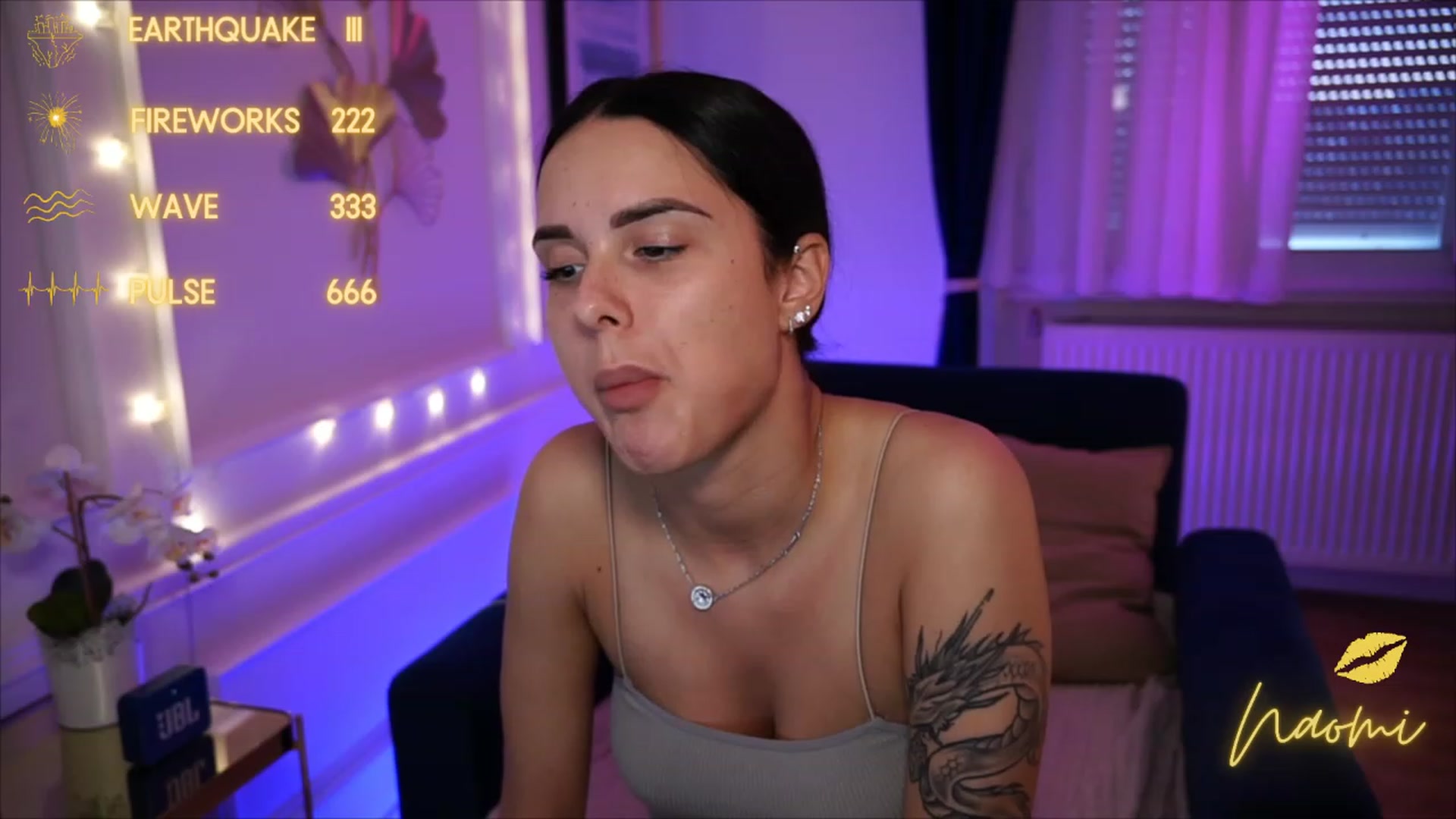 Gallery image thumbnail from cinnabellee's myfreecams stream on, 05/19/2023, 18:42 image 9 of 20