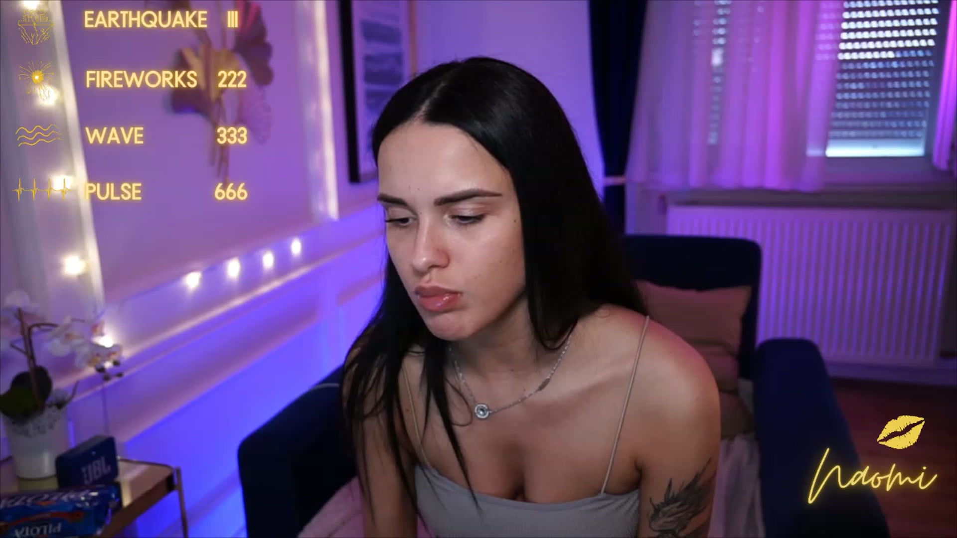Gallery image thumbnail from cinnabellee's myfreecams stream on, 05/19/2023, 18:42 image 5 of 20