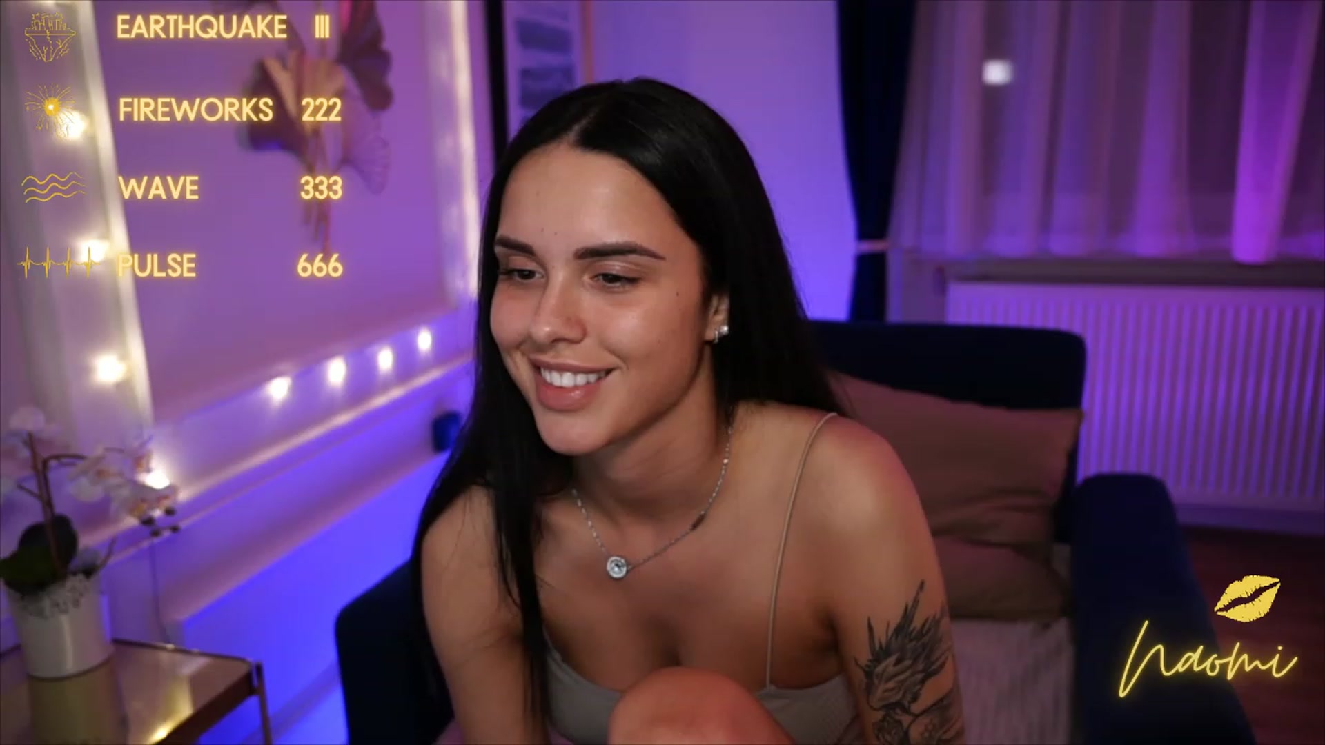 Gallery image thumbnail from cinnabellee's myfreecams stream on, 05/19/2023, 20:16 image 16 of 20
