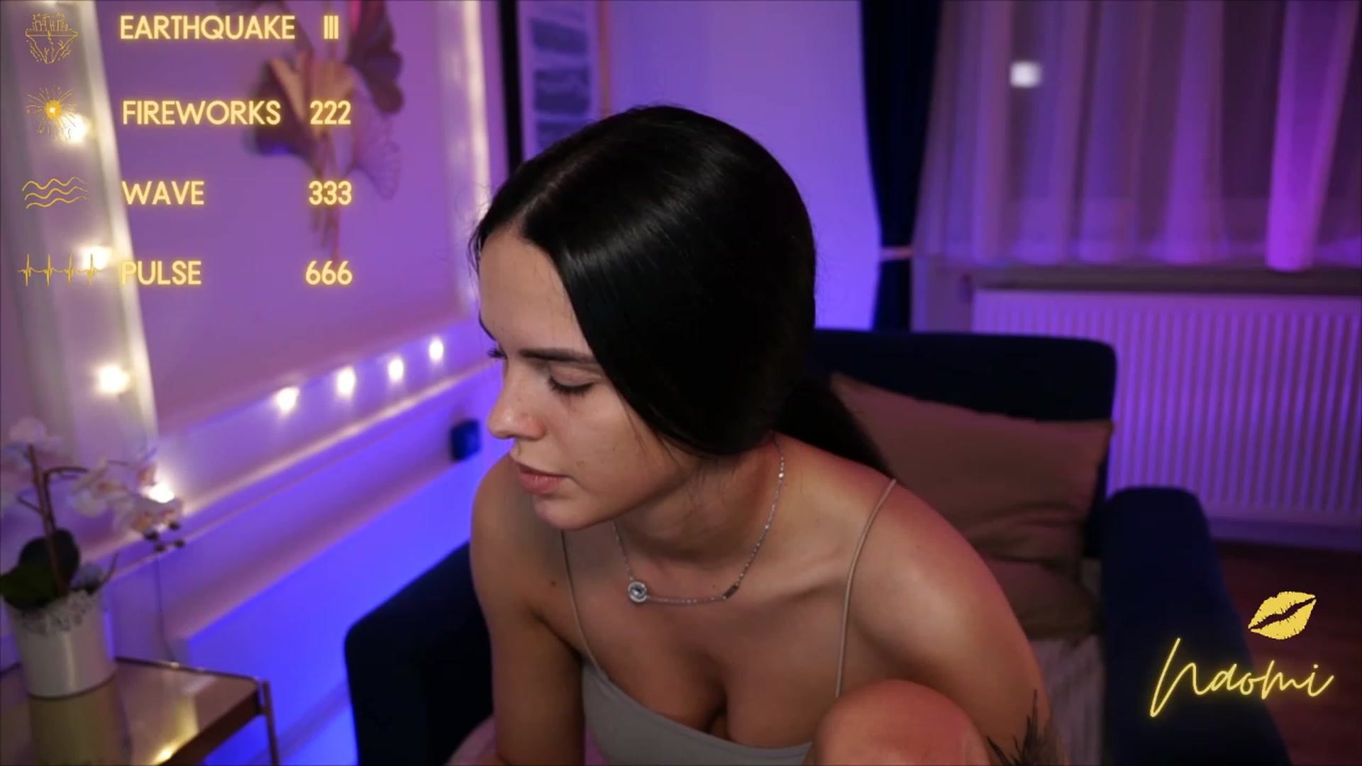 Gallery image thumbnail from cinnabellee's myfreecams stream on, 05/19/2023, 20:16 image 12 of 20
