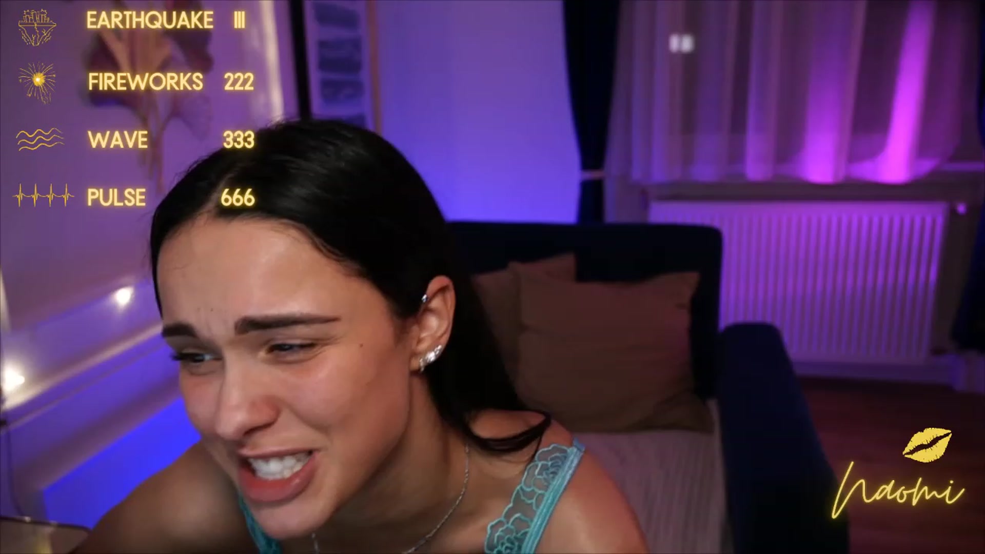 Gallery image thumbnail from cinnabellee's myfreecams stream on, 05/22/2023, 20:30 image 19 of 20