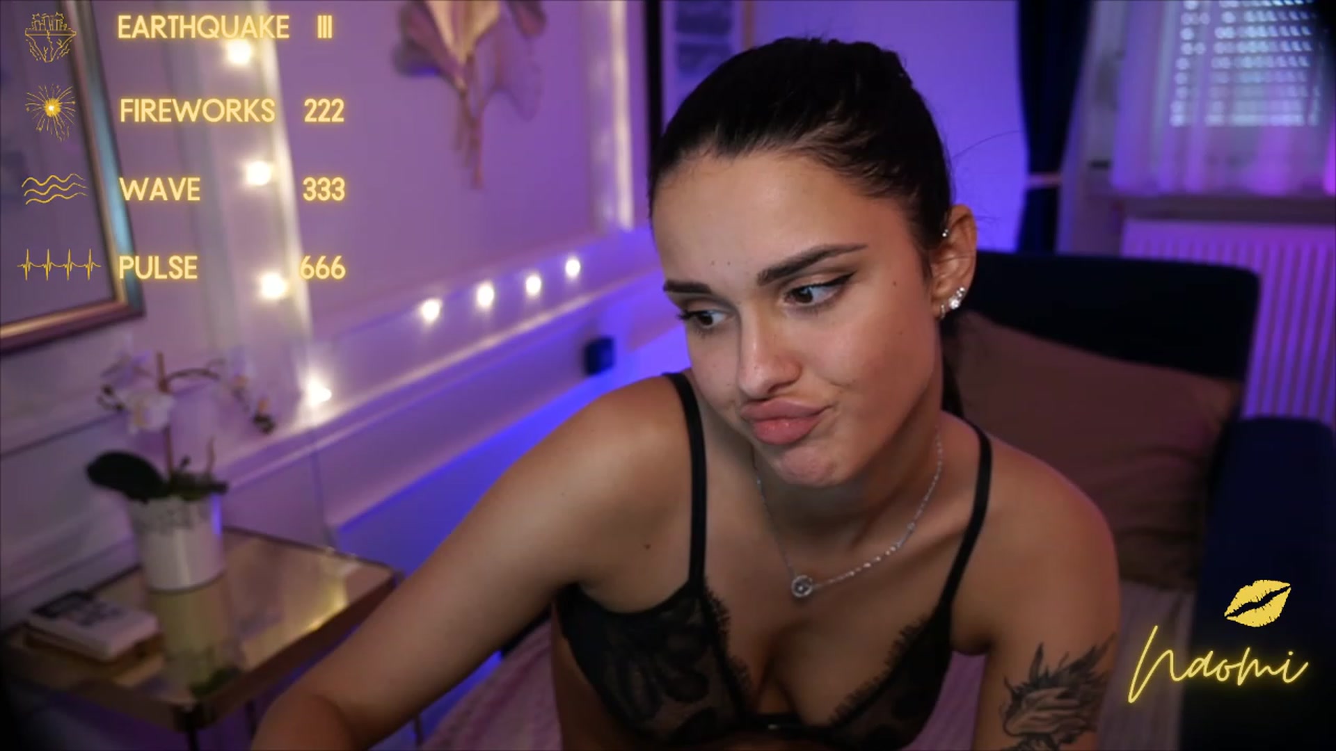 Gallery image thumbnail from cinnabellee's myfreecams stream on, 05/26/2023, 15:30 image 9 of 20