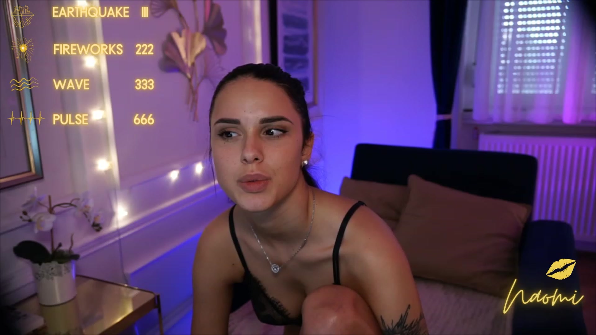 Gallery image thumbnail from cinnabellee's myfreecams stream on, 05/26/2023, 15:30 image 12 of 20