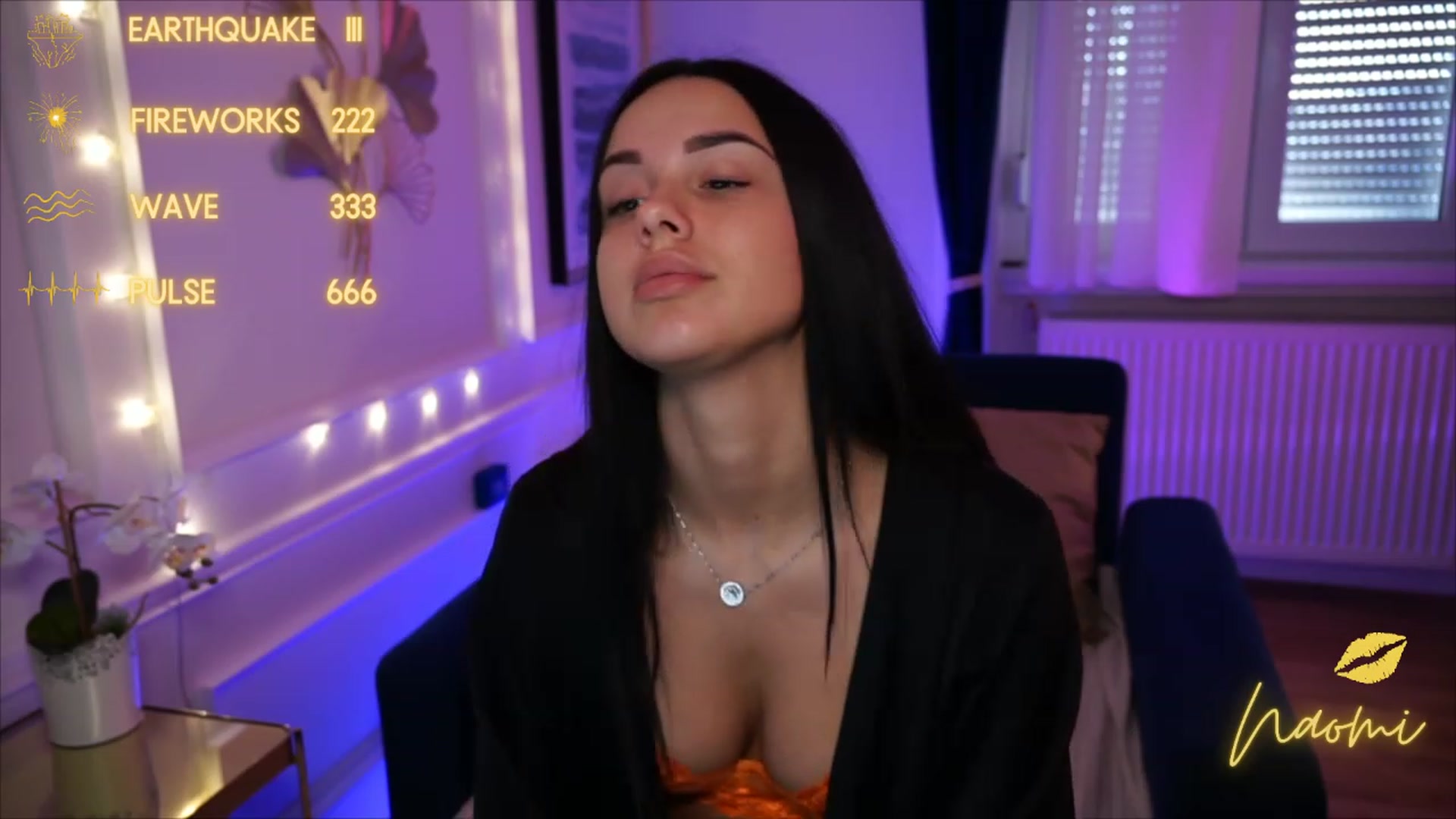 Gallery image thumbnail from cinnabellee's myfreecams stream on, 05/29/2023, 17:13 image 13 of 20