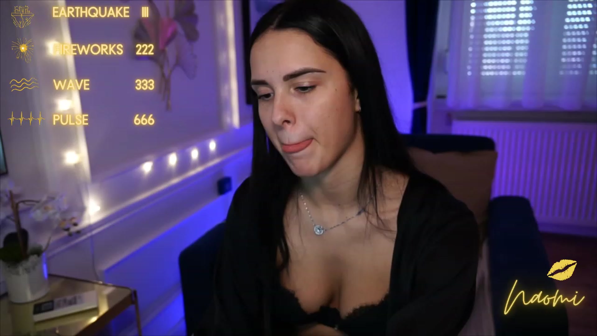 Gallery image thumbnail from cinnabellee's myfreecams stream on, 05/31/2023, 12:57 image 18 of 20