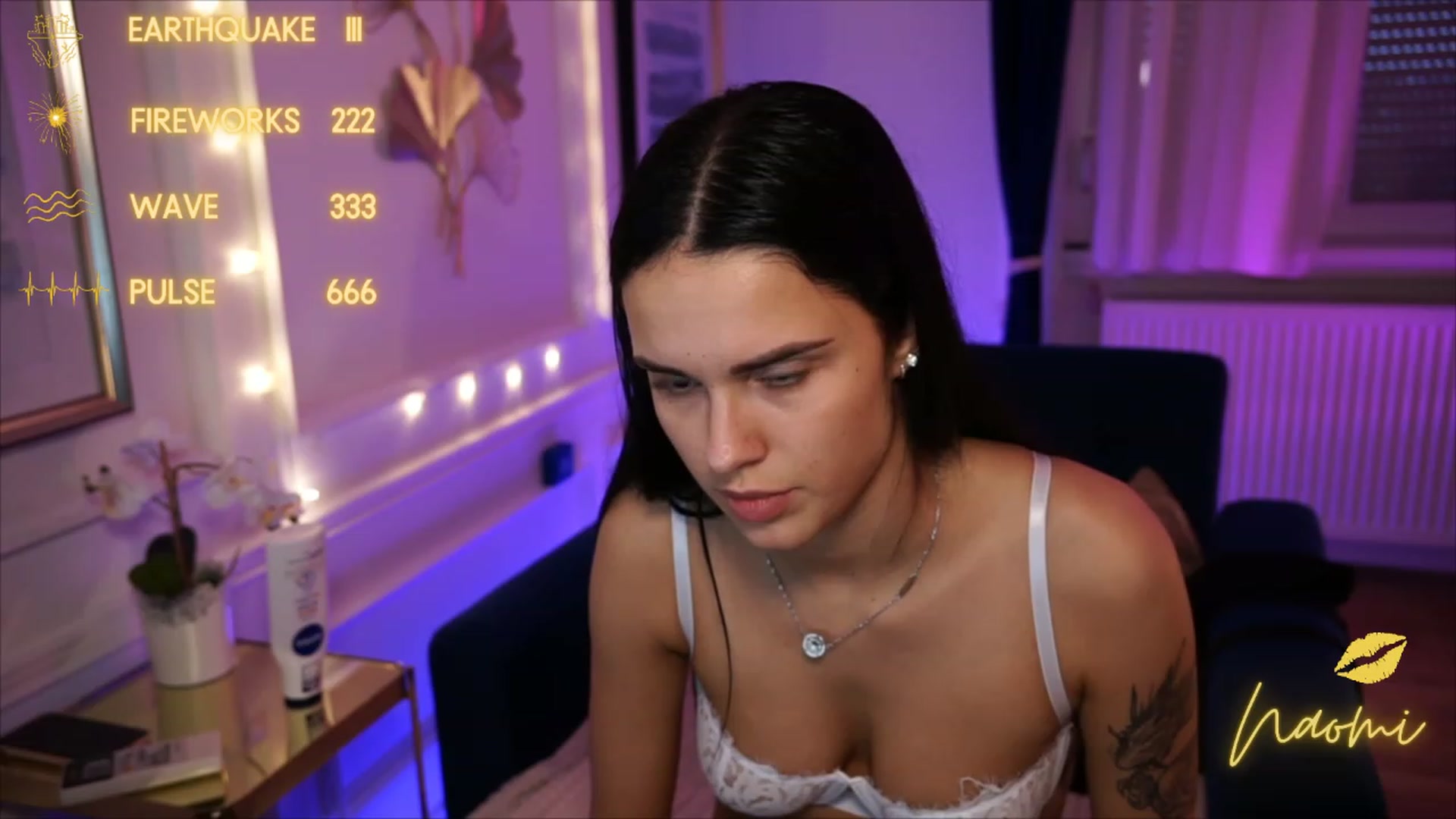 Gallery image thumbnail from cinnabellee's myfreecams stream on, 06/01/2023, 18:55 image 14 of 20