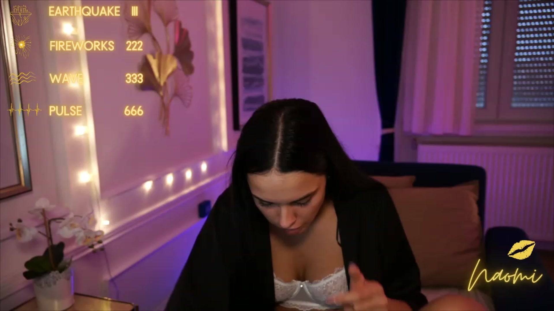 Gallery image thumbnail from cinnabellee's myfreecams stream on, 06/05/2023, 17:28 image 11 of 20