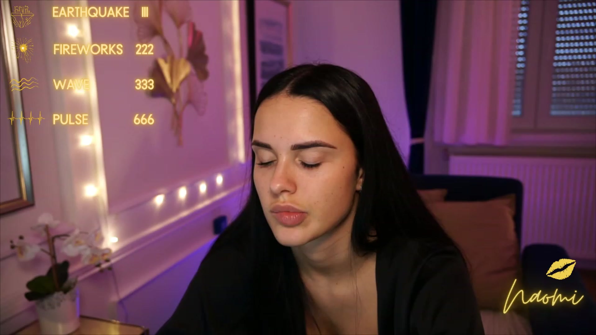 Gallery image thumbnail from cinnabellee's myfreecams stream on, 06/05/2023, 17:28 image 6 of 20