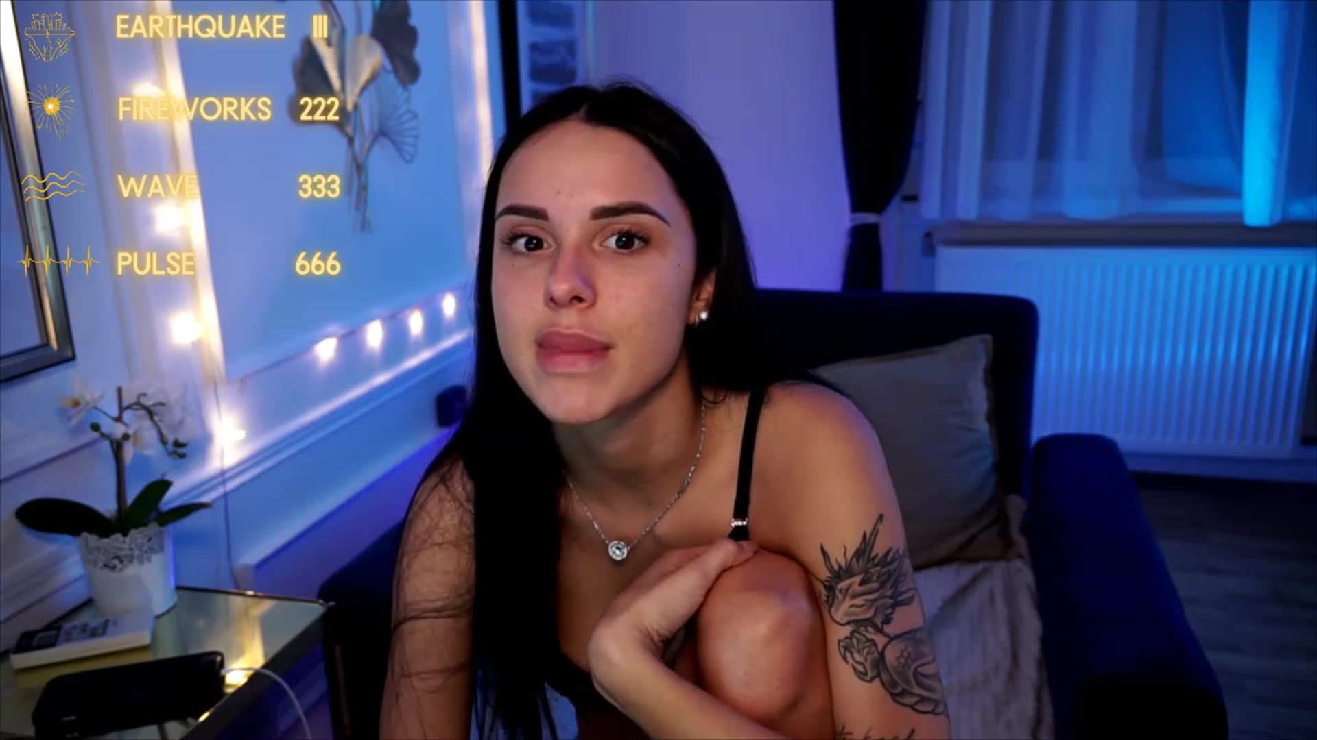 Gallery image thumbnail from cinnabellee's myfreecams stream on, 06/11/2023, 20:43 image 18 of 20