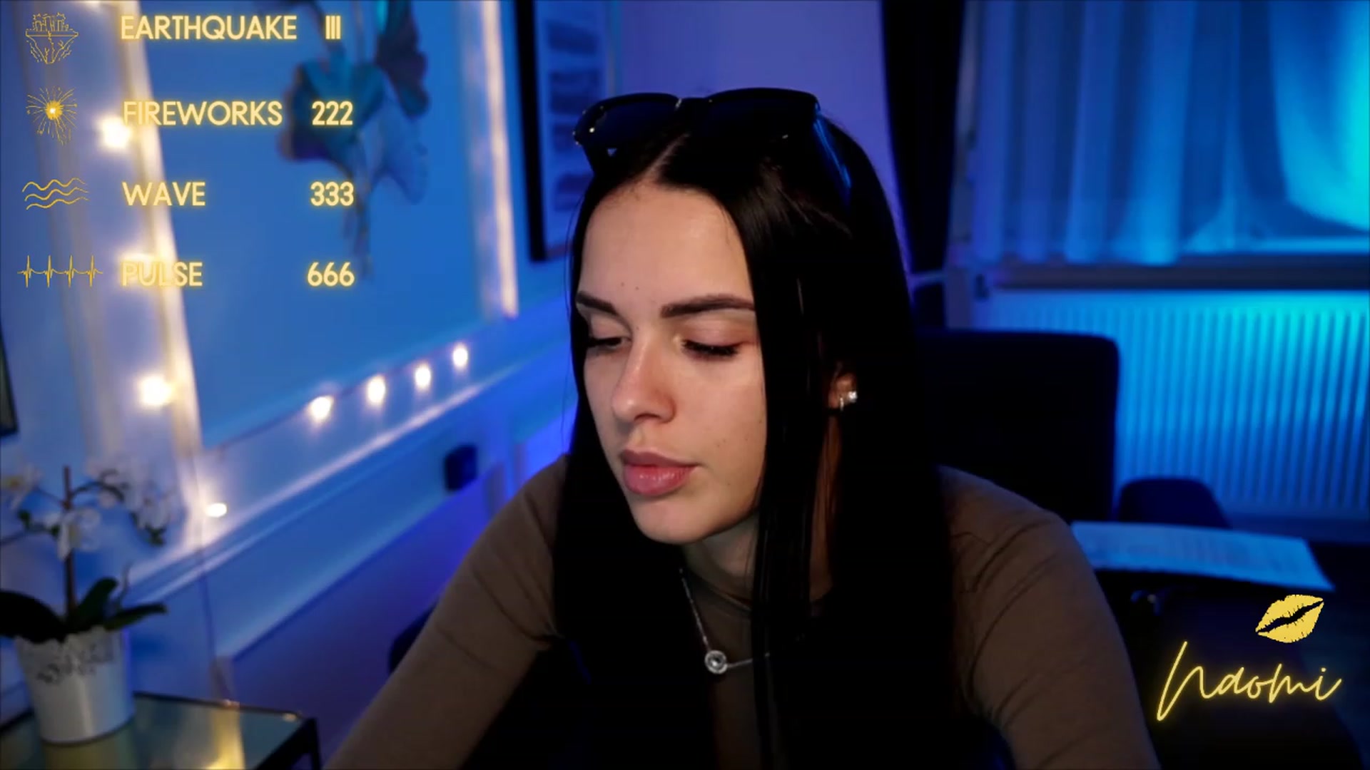 Gallery image thumbnail from cinnabellee's myfreecams stream on, 06/14/2023, 22:06 image 19 of 20