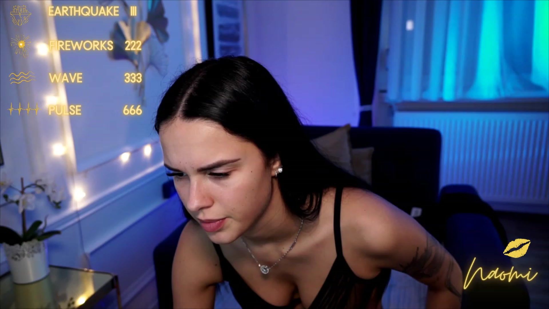 Gallery image thumbnail from cinnabellee's myfreecams stream on, 06/15/2023, 20:30 image 2 of 20
