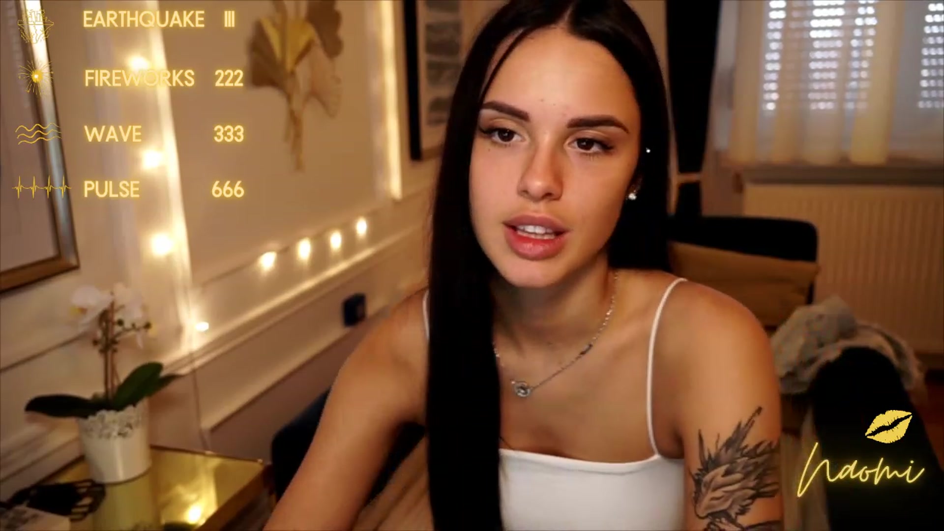 Gallery image thumbnail from cinnabellee's myfreecams stream on, 06/18/2023, 12:11 image 15 of 20