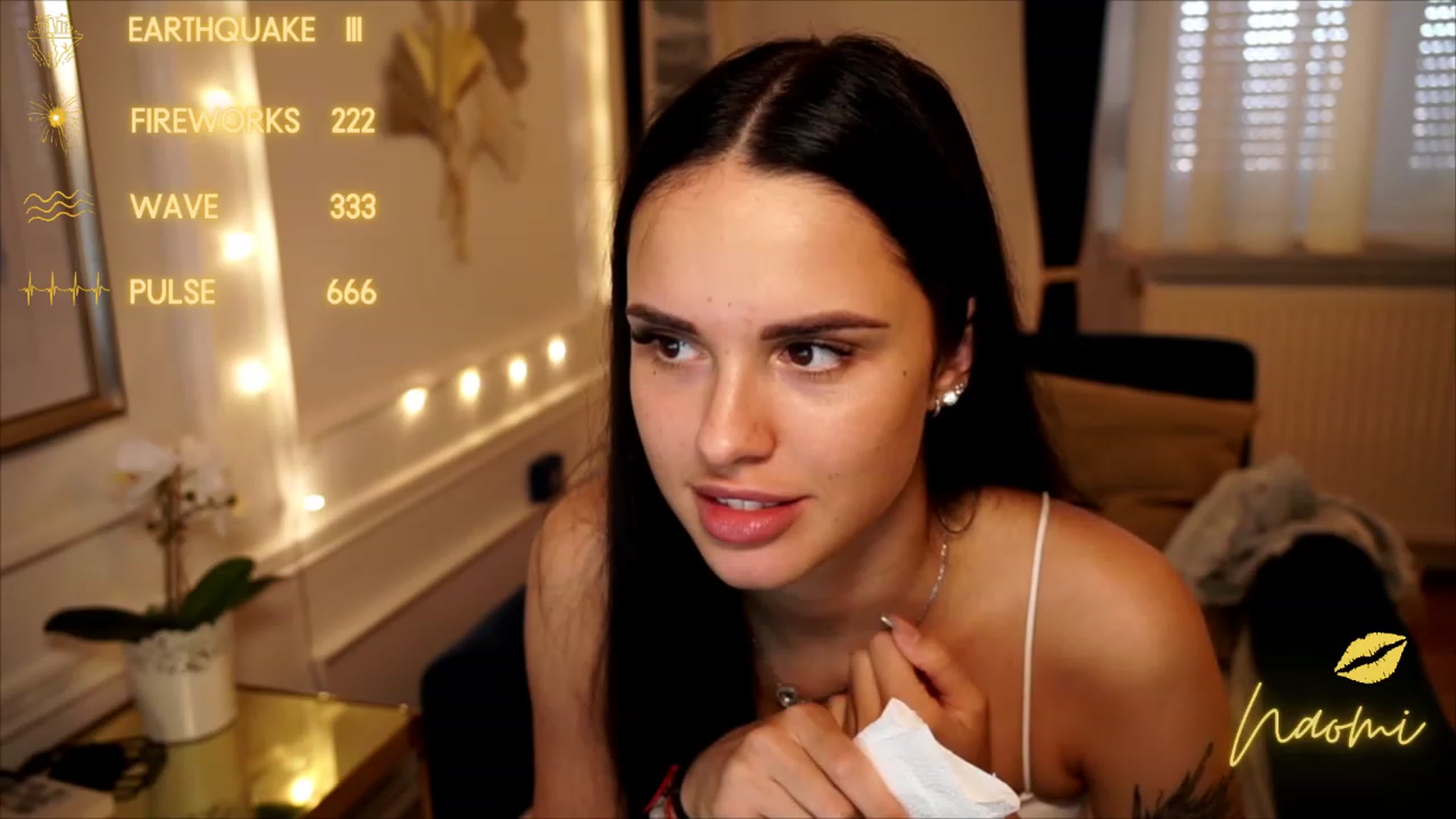Gallery image thumbnail from cinnabellee's myfreecams stream on, 06/18/2023, 12:54 image 5 of 20