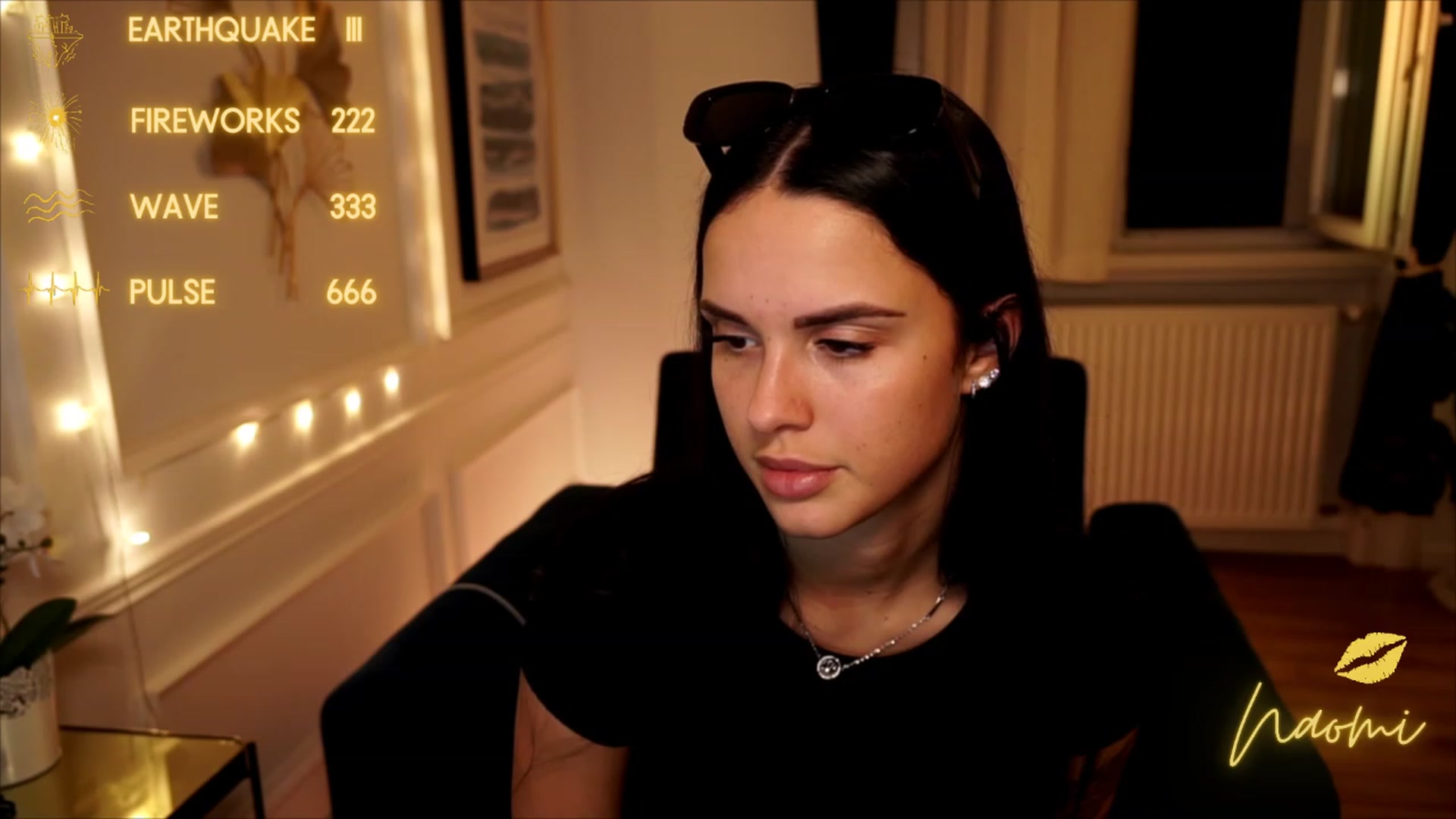 Gallery image thumbnail from cinnabellee's myfreecams stream on, 06/19/2023, 19:51 image 20 of 20