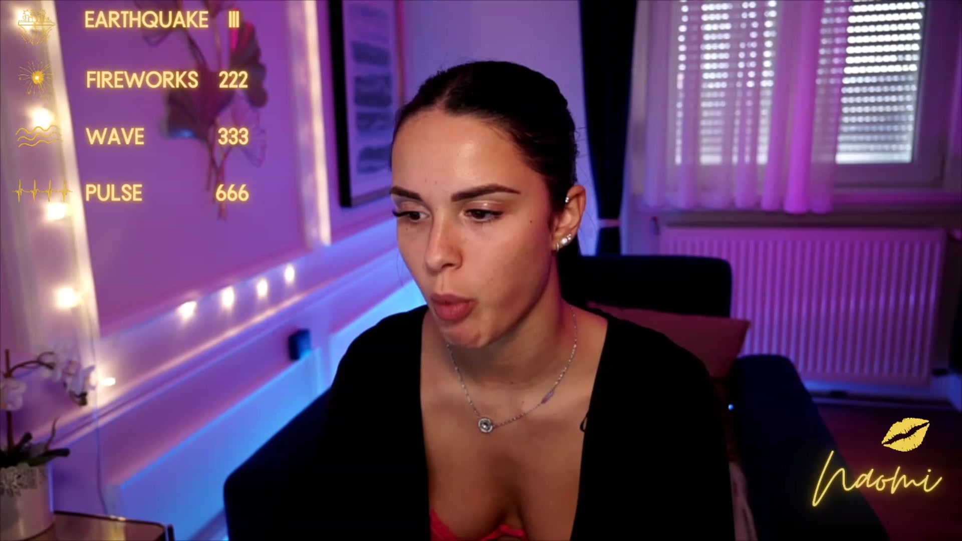 Gallery image thumbnail from cinnabellee's myfreecams stream on, 06/22/2023, 17:24 image 5 of 20