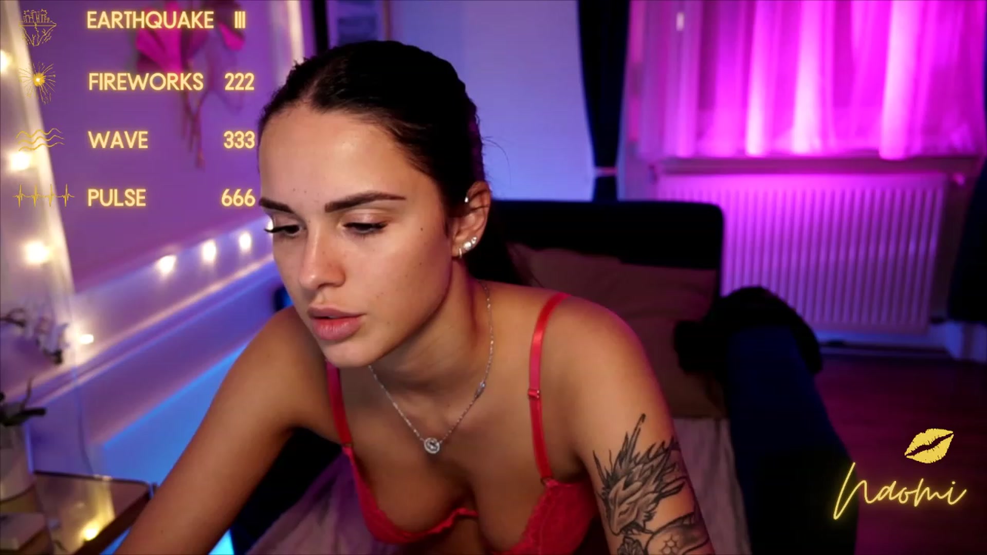 Gallery image thumbnail from cinnabellee's myfreecams stream on, 06/22/2023, 20:07 image 17 of 20
