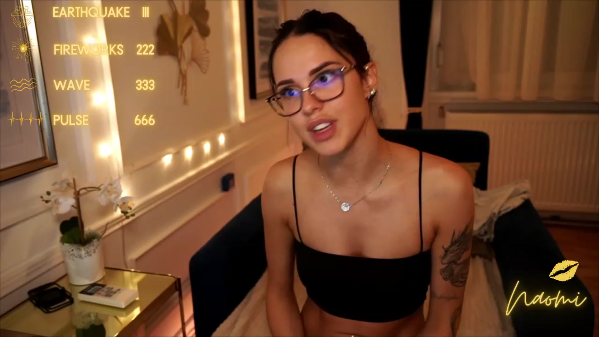 Gallery image thumbnail from cinnabellee's myfreecams stream on, 06/25/2023, 18:43 image 20 of 20