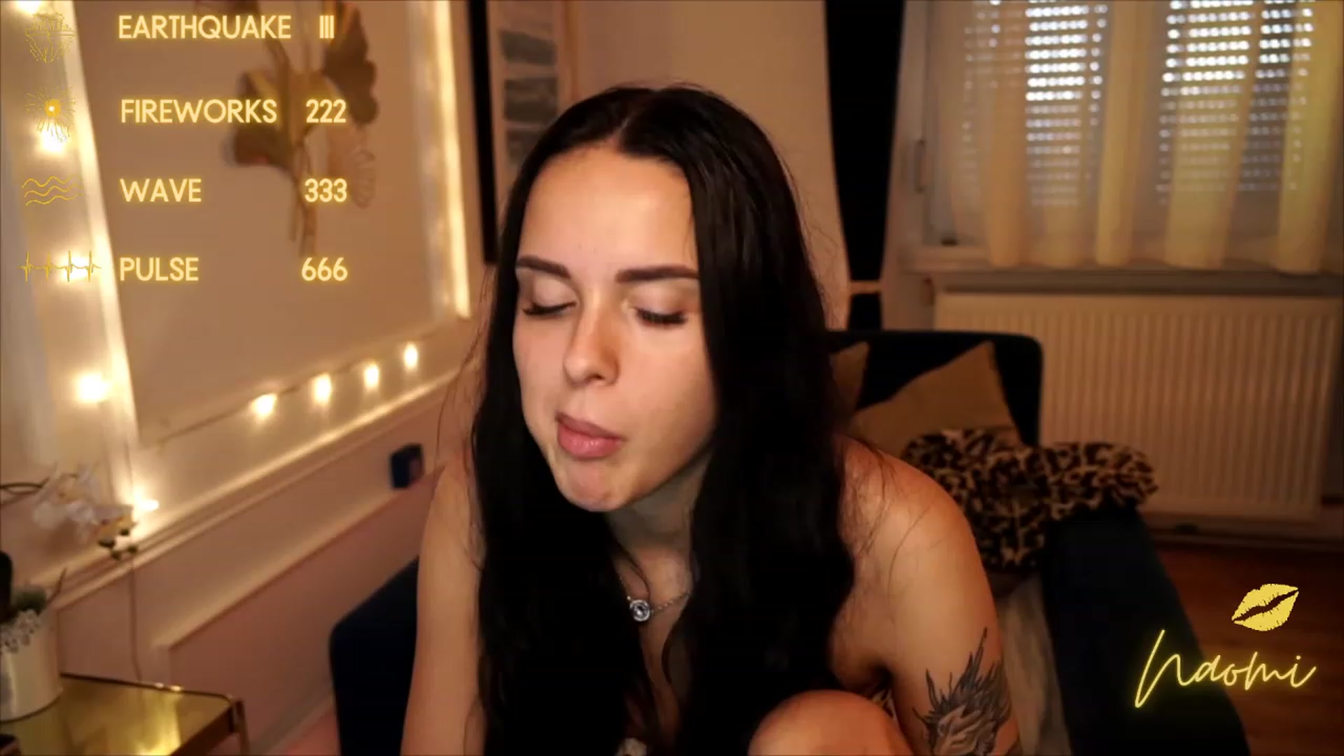 Gallery image thumbnail from cinnabellee's myfreecams stream on, 06/26/2023, 17:41 image 19 of 20