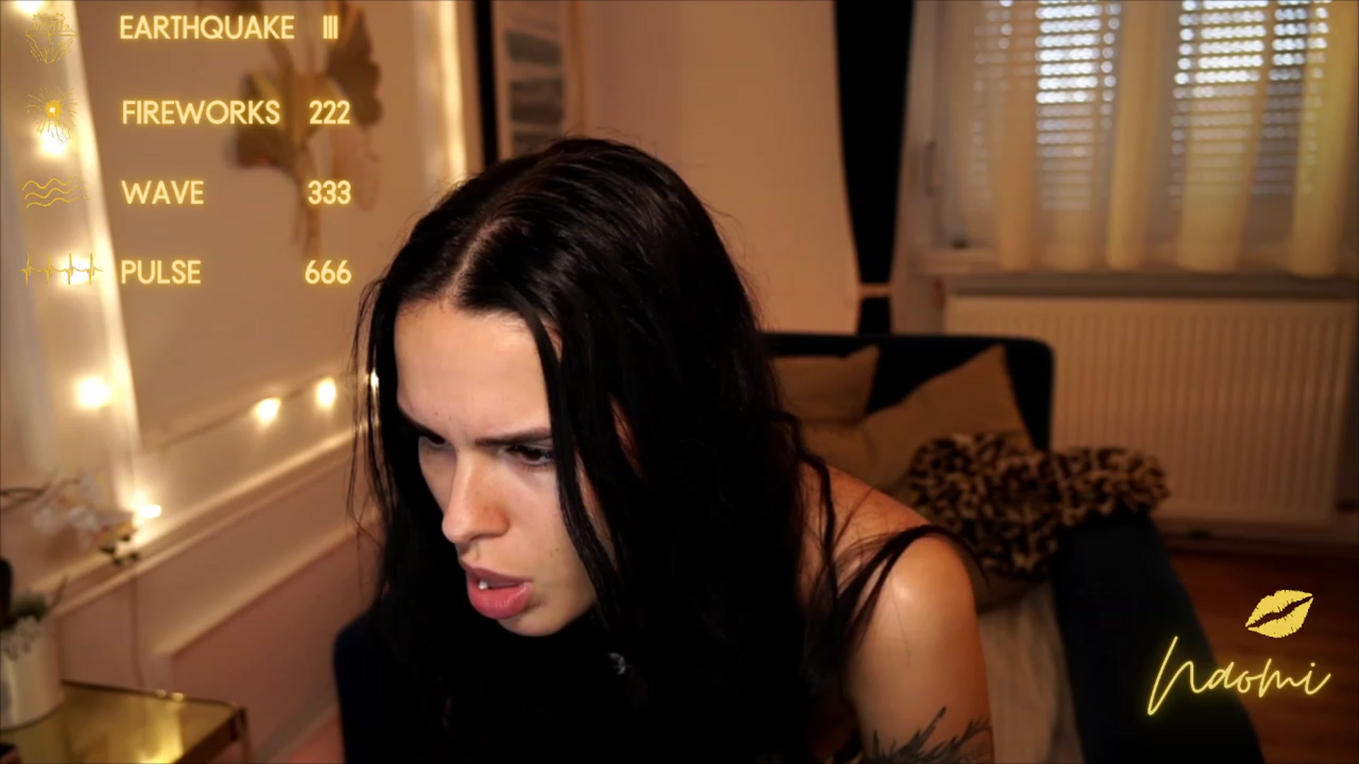 Gallery image thumbnail from cinnabellee's myfreecams stream on, 06/26/2023, 17:41 image 14 of 20