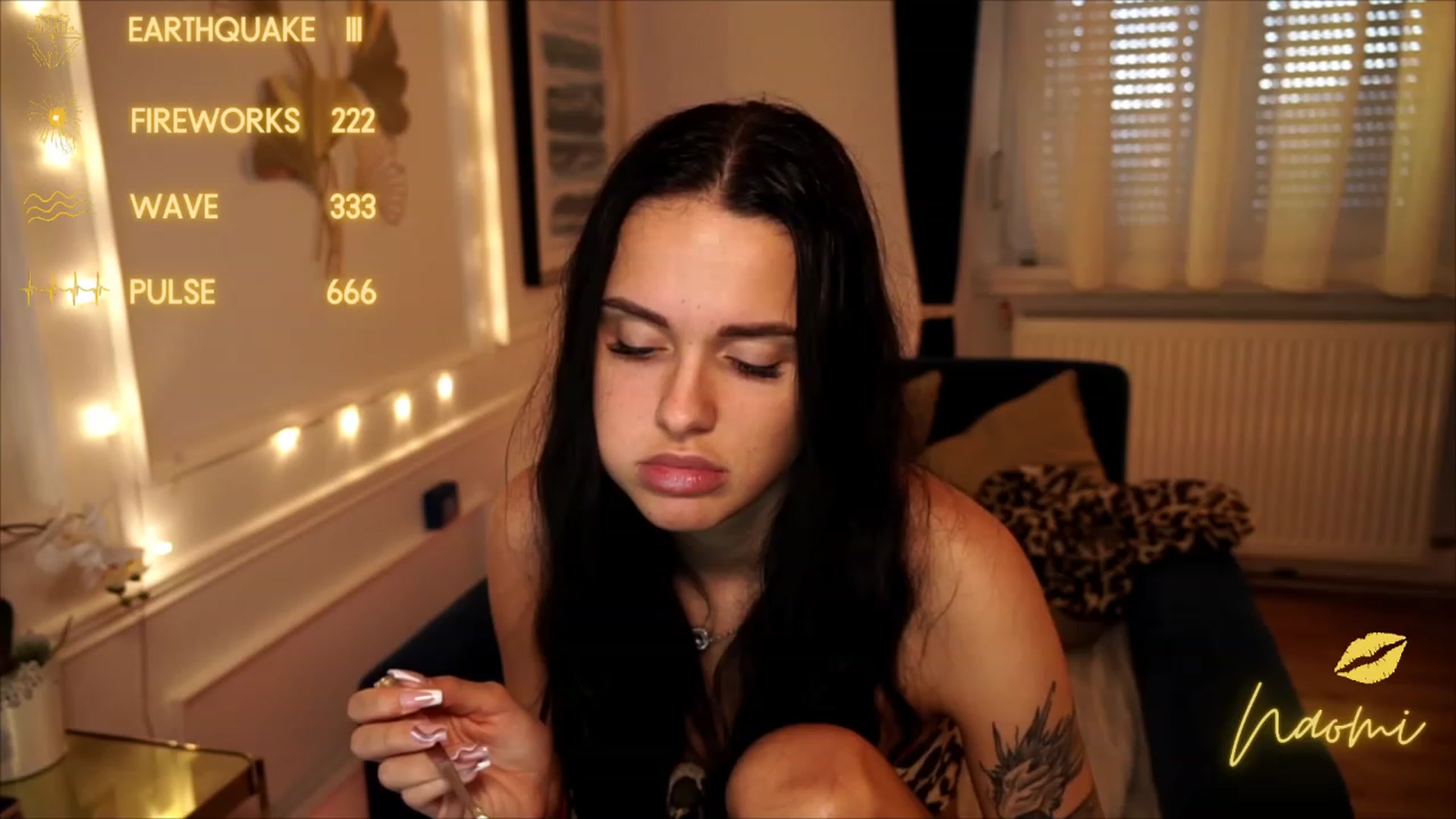 Gallery image thumbnail from cinnabellee's myfreecams stream on, 06/26/2023, 17:41 image 18 of 20