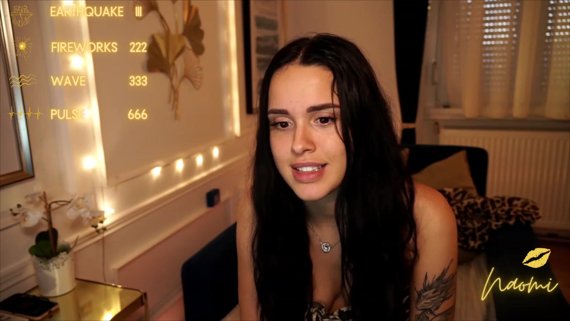 Gallery image thumbnail from cinnabellee's myfreecams stream on, 06/26/2023, 18:54 image 7 of 20
