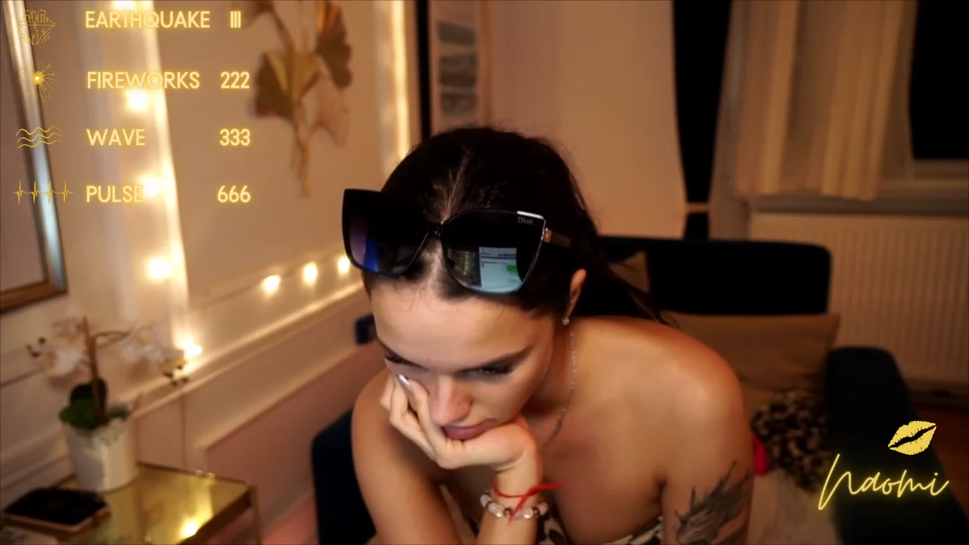 Gallery image thumbnail from cinnabellee's myfreecams stream on, 06/26/2023, 22:20 image 13 of 20