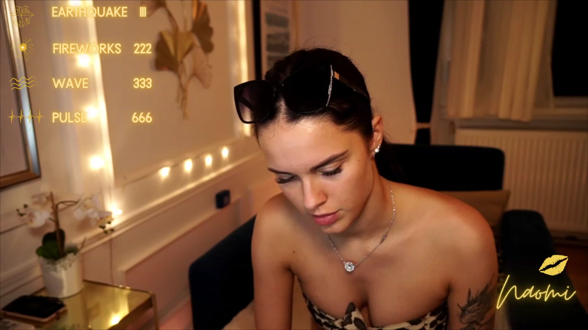 Gallery image thumbnail from cinnabellee's myfreecams stream on, 06/26/2023, 22:20 image 10 of 20