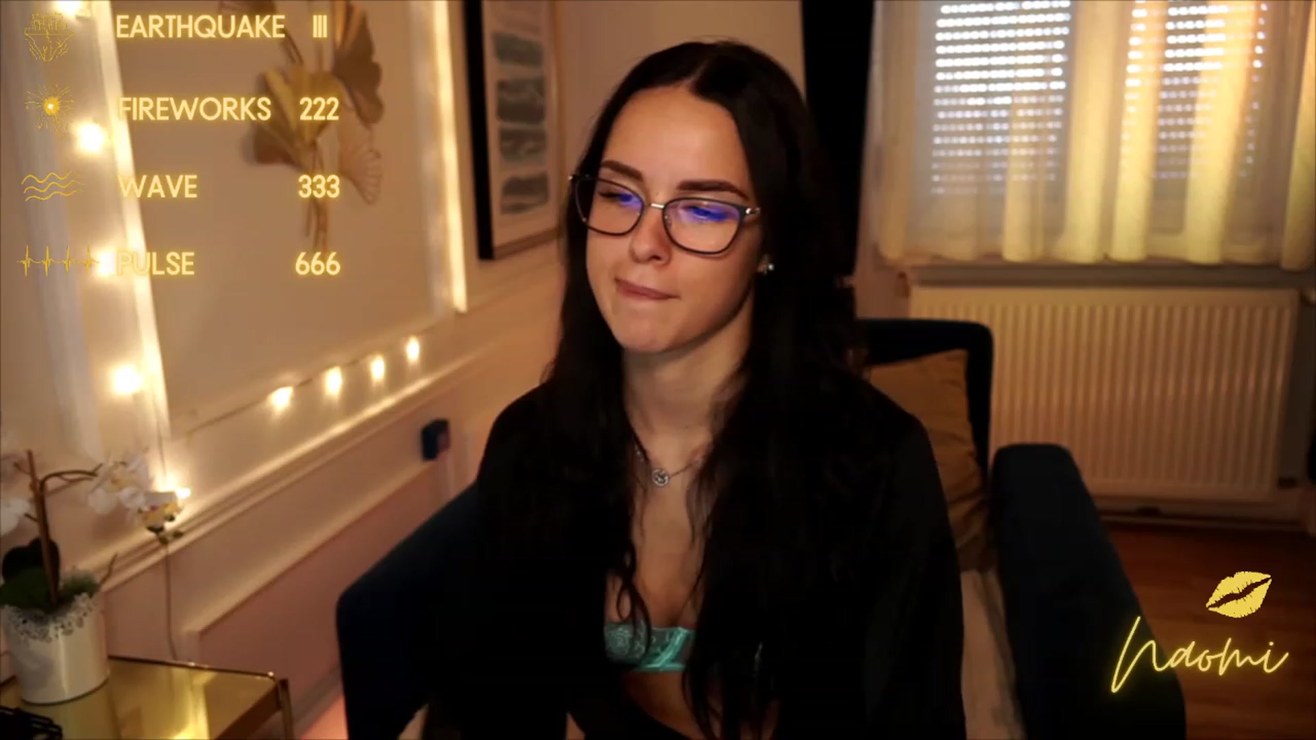 Gallery image thumbnail from cinnabellee's myfreecams stream on, 06/28/2023, 18:00 image 3 of 20