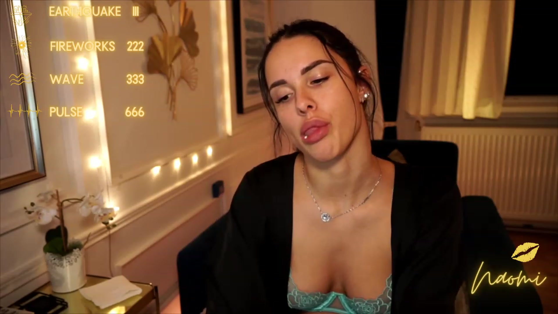 Gallery image thumbnail from cinnabellee's myfreecams stream on, 06/28/2023, 22:26 image 6 of 20