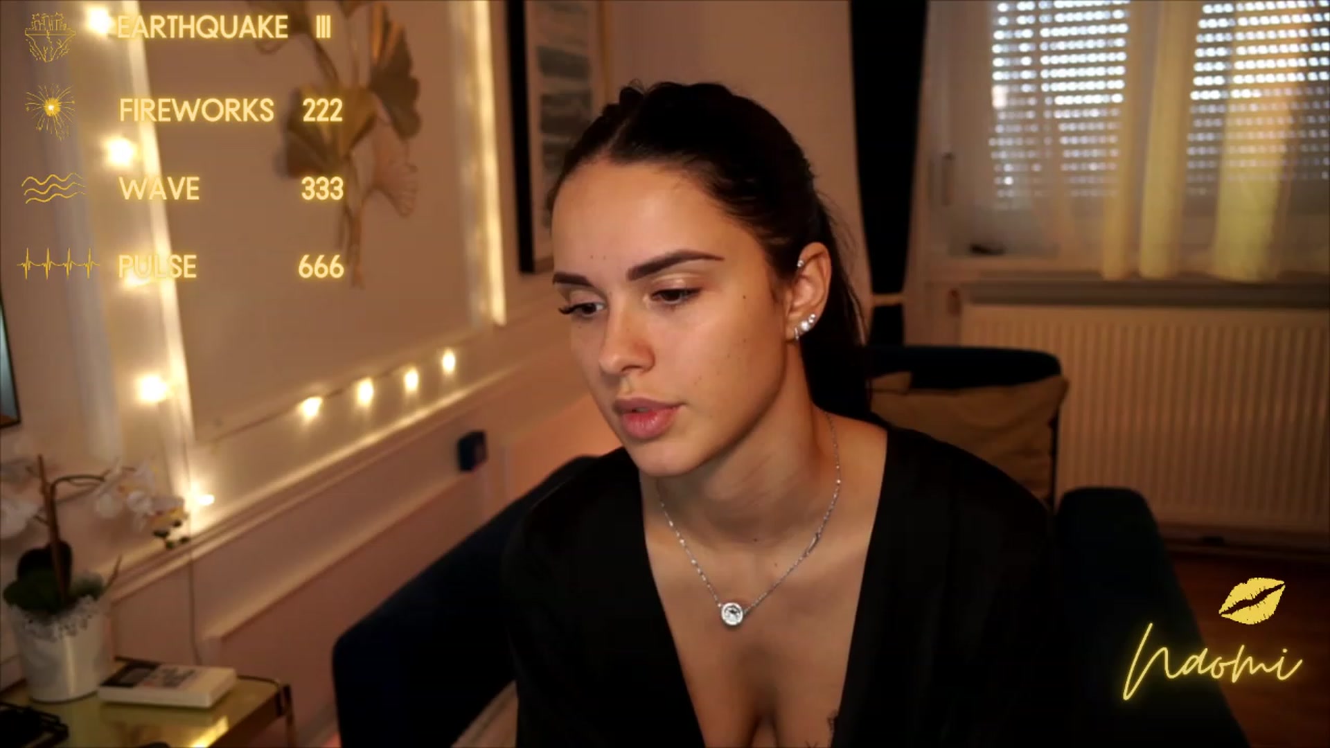 Gallery image thumbnail from cinnabellee's myfreecams stream on, 06/29/2023, 18:00 image 9 of 20