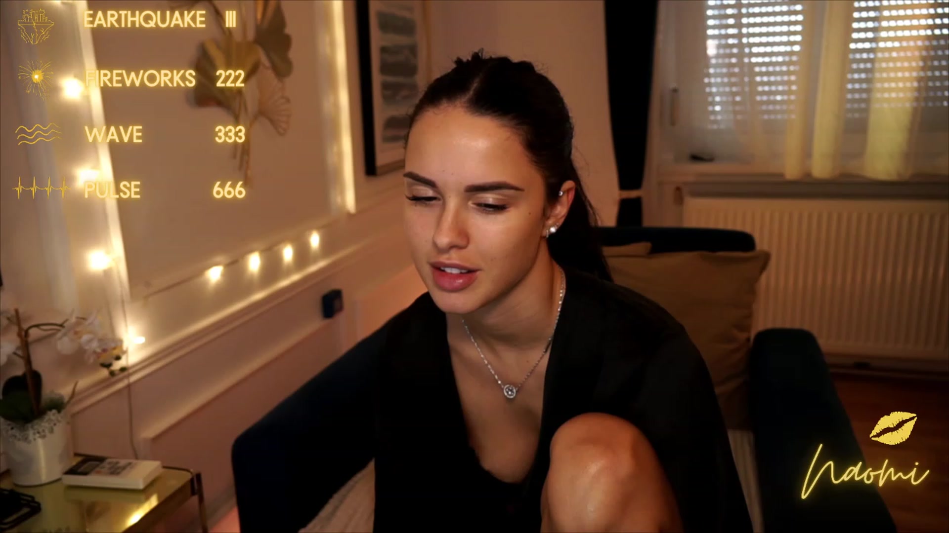 Gallery image thumbnail from cinnabellee's myfreecams stream on, 06/29/2023, 18:00 image 5 of 20