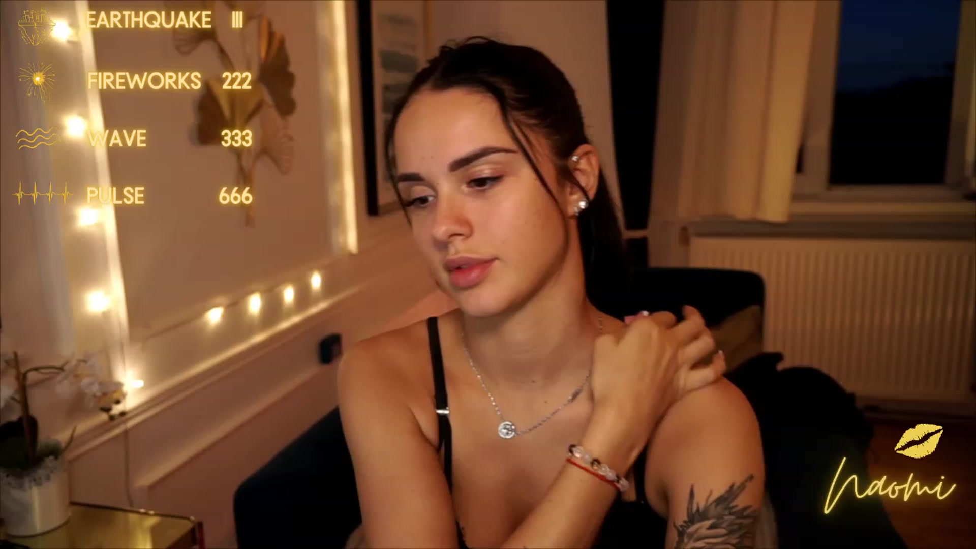 Gallery image thumbnail from cinnabellee's myfreecams stream on, 06/29/2023, 20:11 image 9 of 20