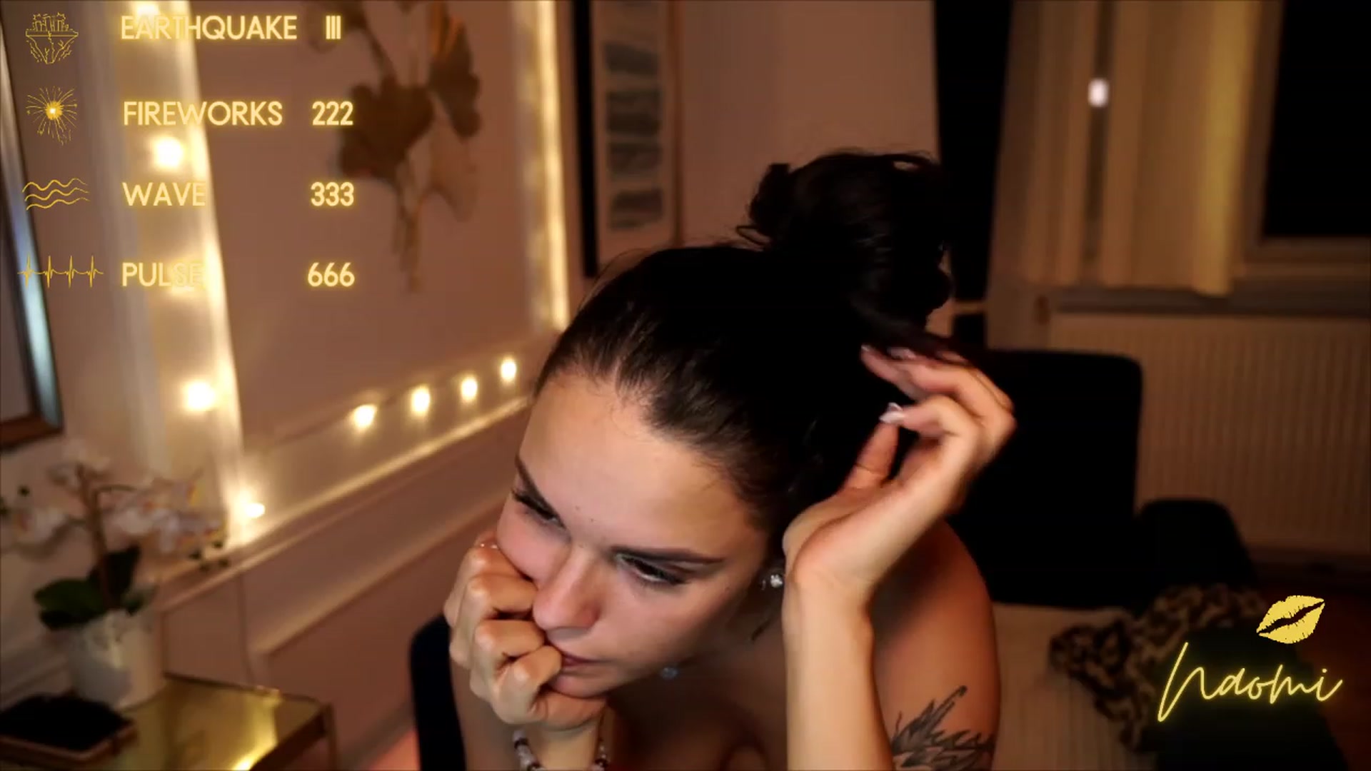 Gallery image thumbnail from cinnabellee's myfreecams stream on, 07/01/2023, 21:48 image 20 of 20