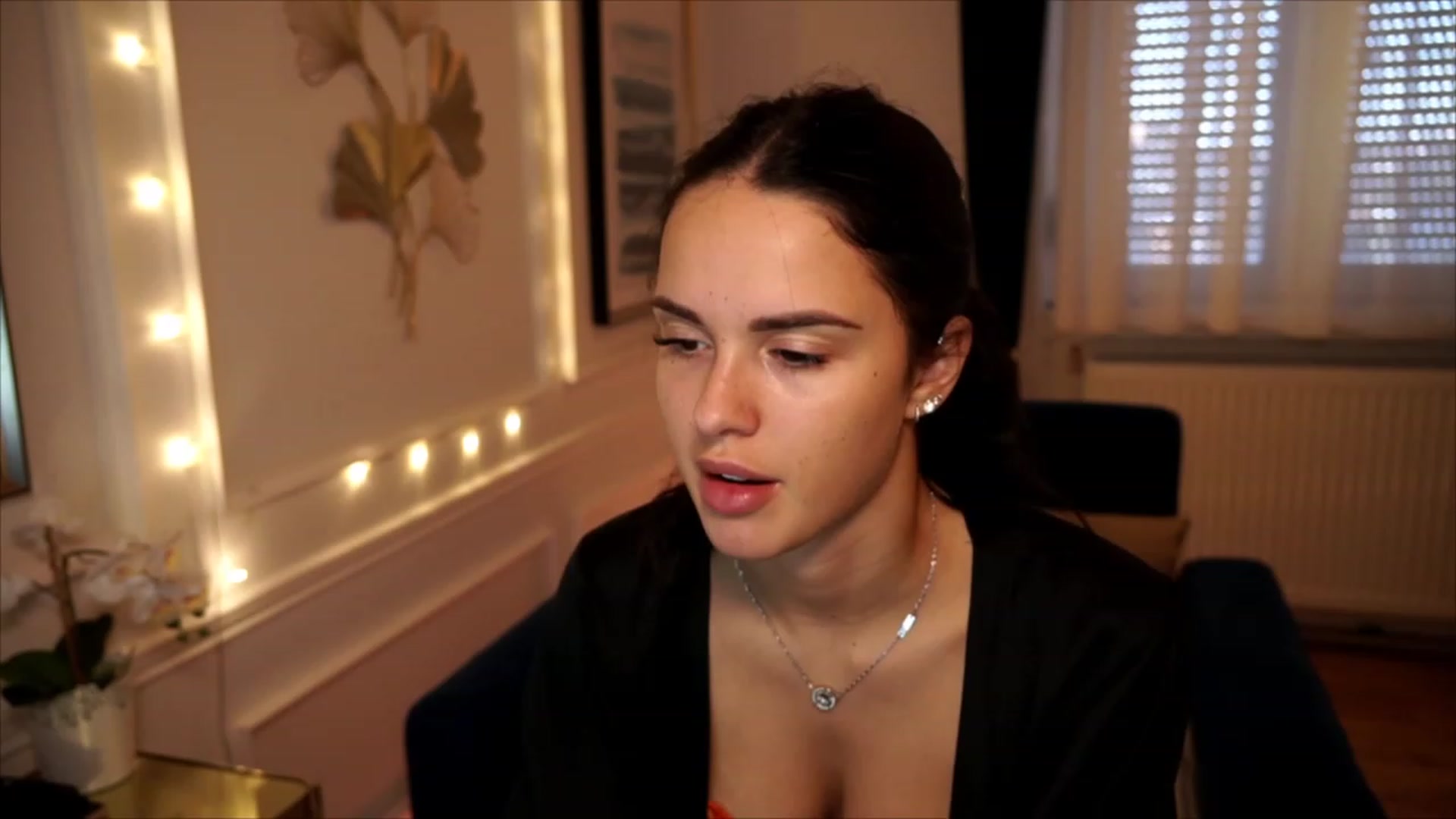Gallery image thumbnail from cinnabellee's myfreecams stream on, 07/02/2023, 11:49 image 1 of 20