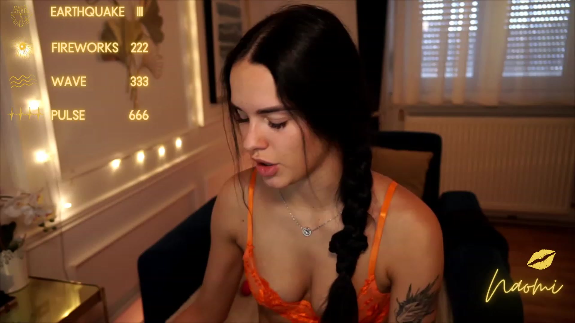 Gallery image thumbnail from cinnabellee's myfreecams stream on, 07/02/2023, 12:41 image 8 of 20