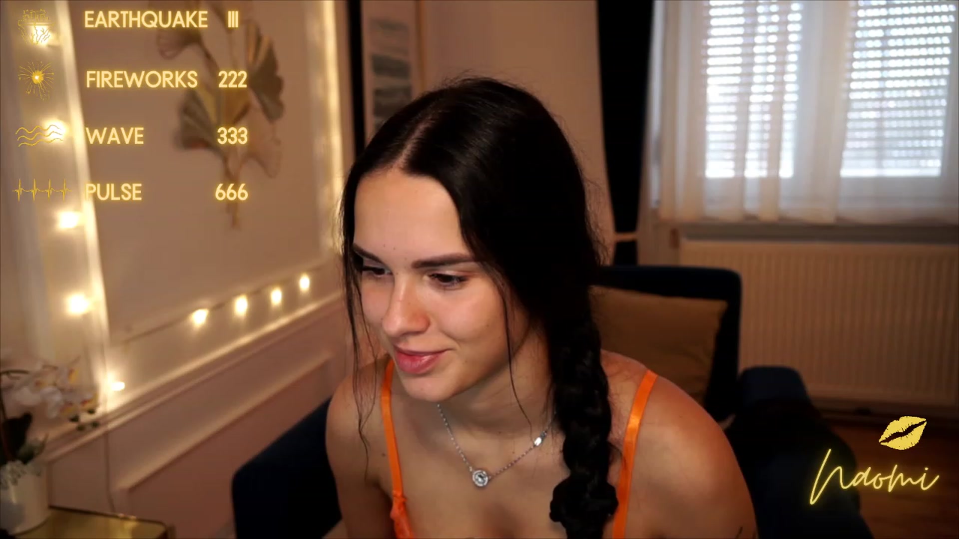 Gallery image thumbnail from cinnabellee's myfreecams stream on, 07/02/2023, 12:41 image 16 of 20