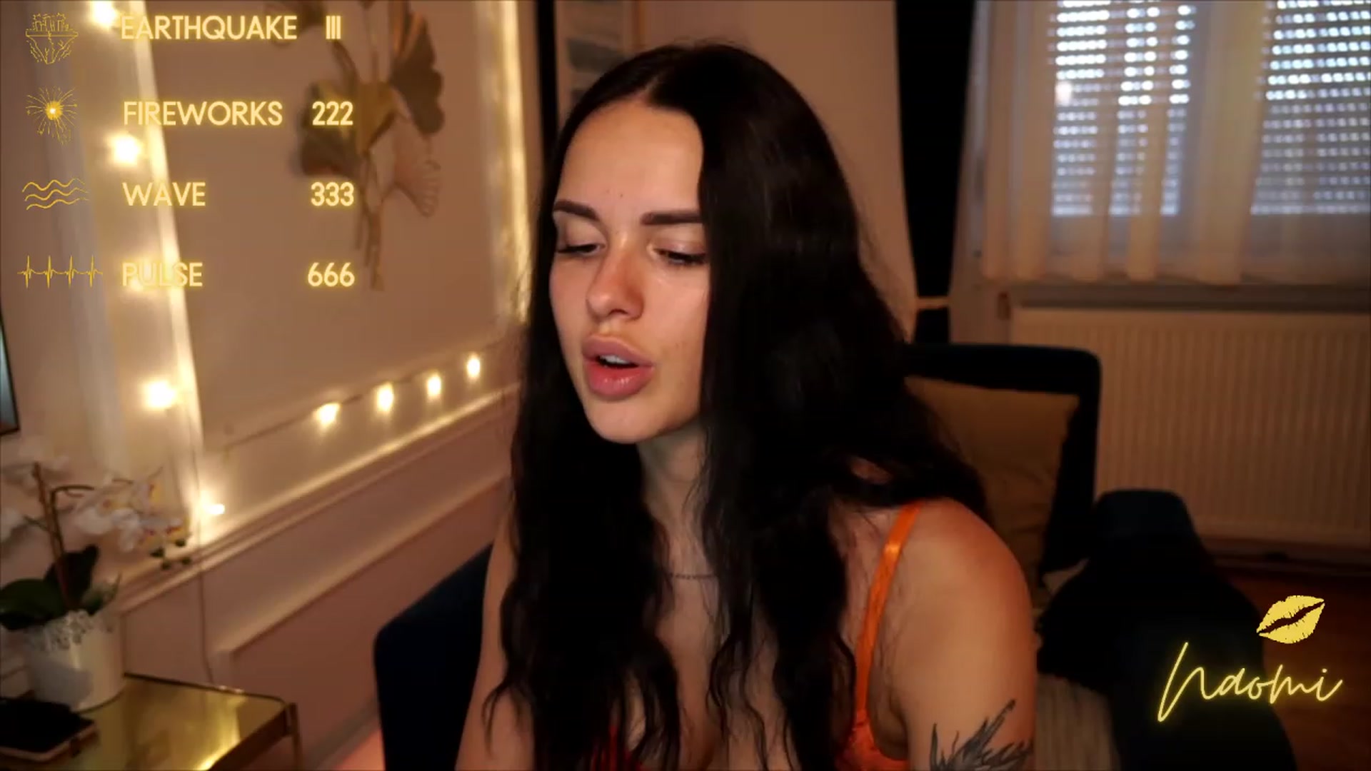 Gallery image thumbnail from cinnabellee's myfreecams stream on, 07/02/2023, 16:32 image 10 of 20
