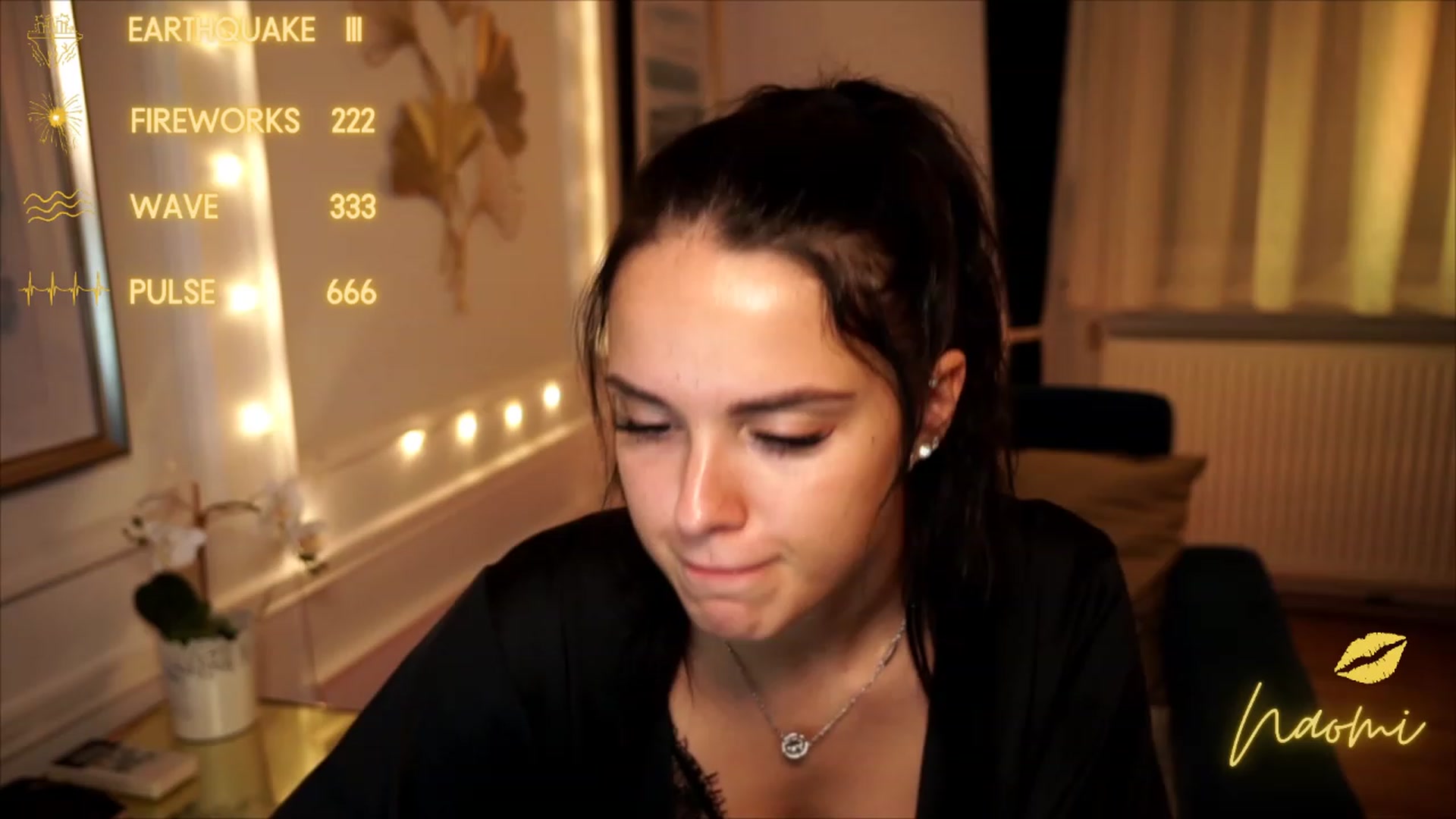 Gallery image thumbnail from cinnabellee's myfreecams stream on, 07/08/2023, 18:39 image 10 of 20
