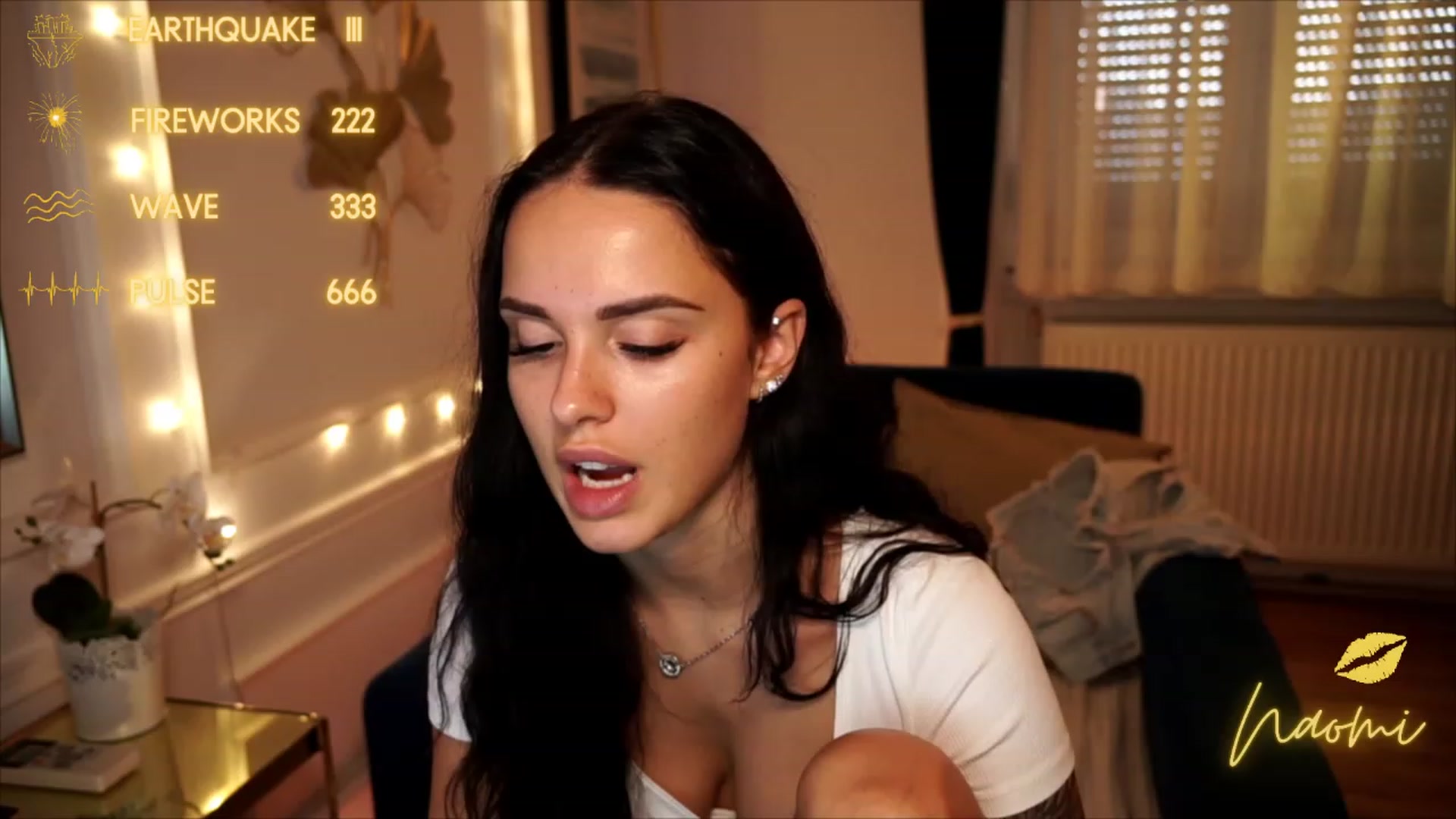 Gallery image thumbnail from cinnabellee's myfreecams stream on, 07/09/2023, 18:29 image 10 of 20