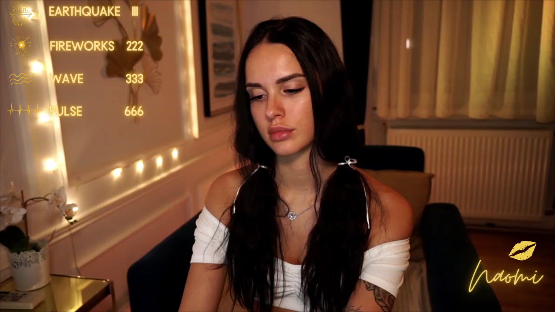 Gallery image thumbnail from cinnabellee's myfreecams stream on, 07/09/2023, 20:05 image 16 of 20