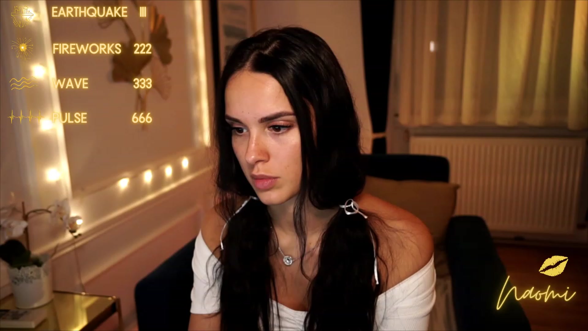 Gallery image thumbnail from cinnabellee's myfreecams stream on, 07/09/2023, 20:05 image 12 of 20