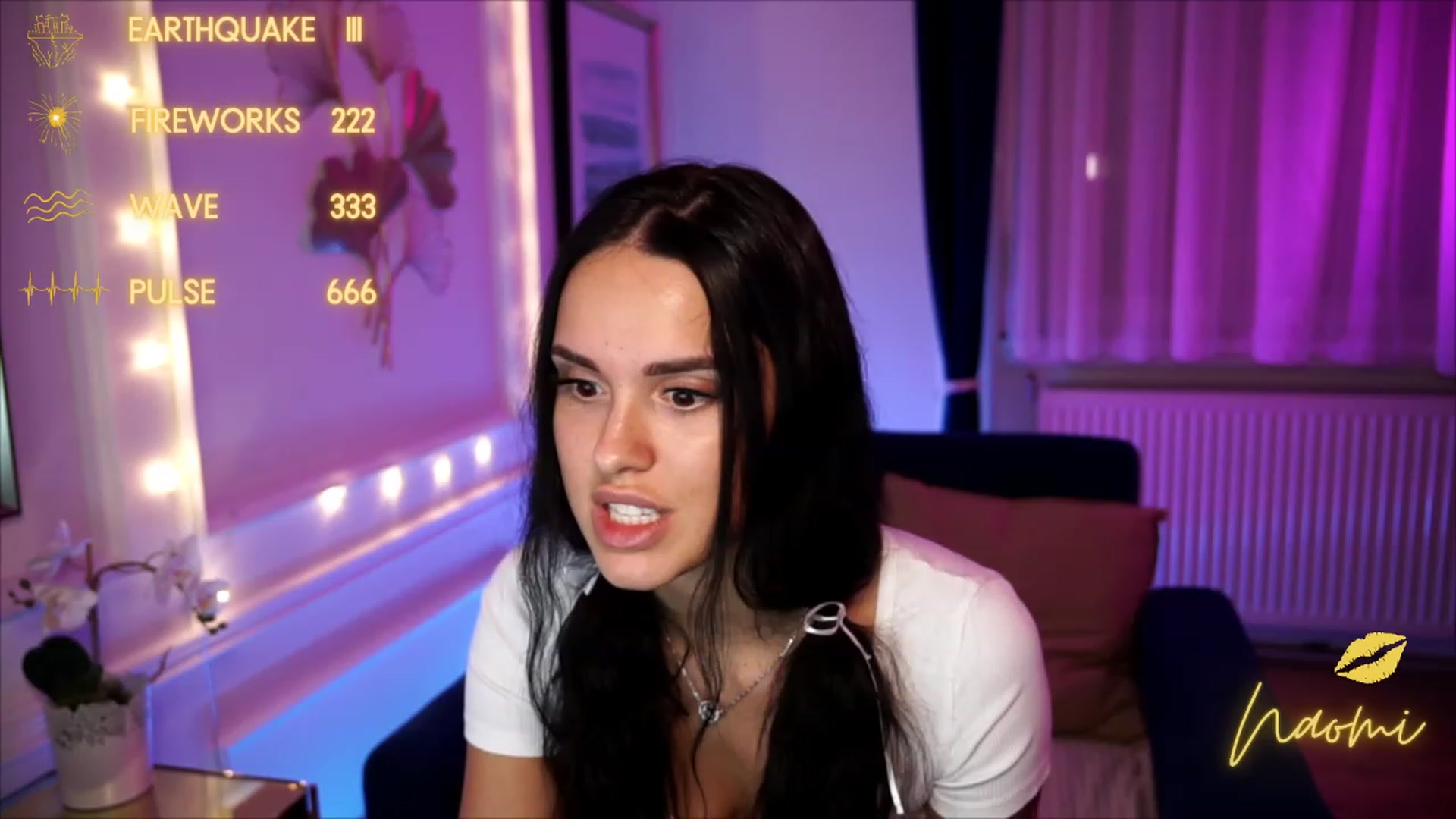 Gallery image thumbnail from cinnabellee's myfreecams stream on, 07/09/2023, 21:02 image 14 of 20