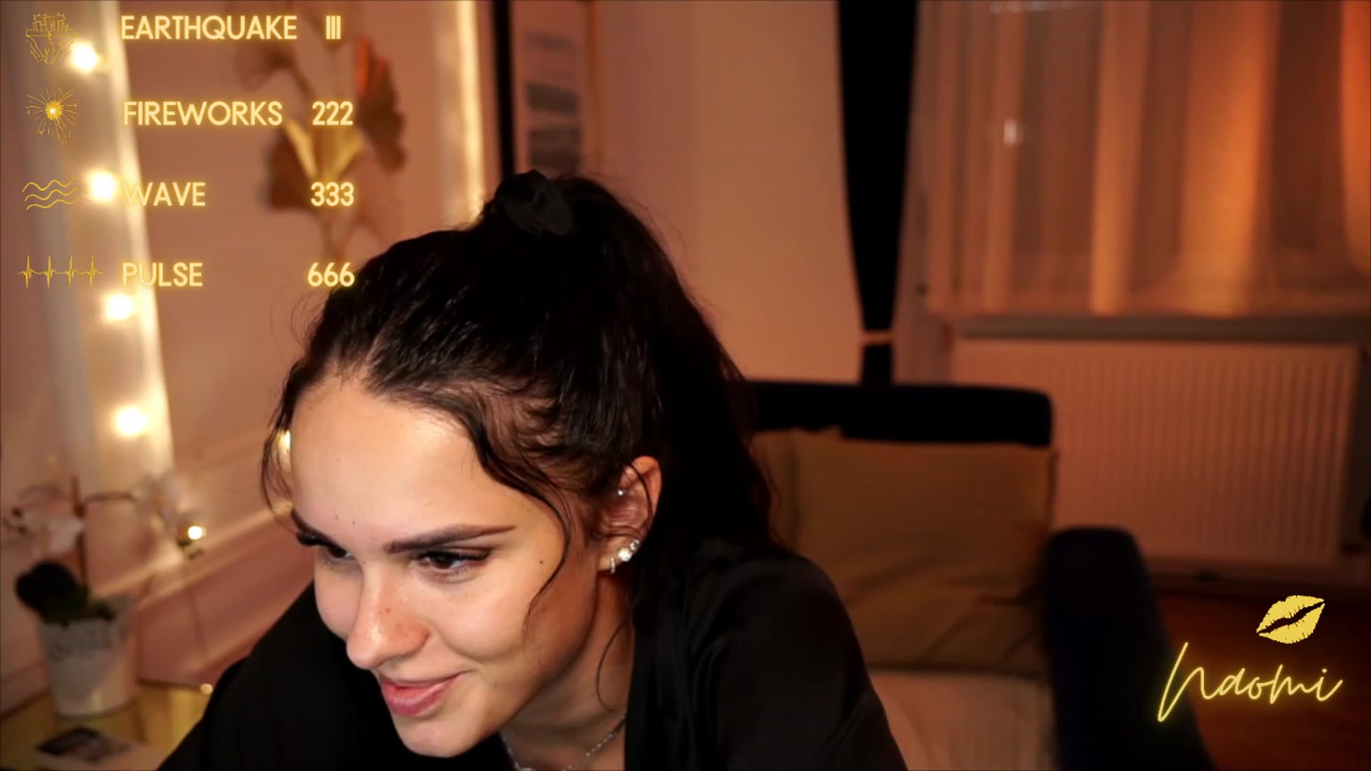 Gallery image thumbnail from cinnabellee's myfreecams stream on, 07/11/2023, 18:23 image 3 of 20