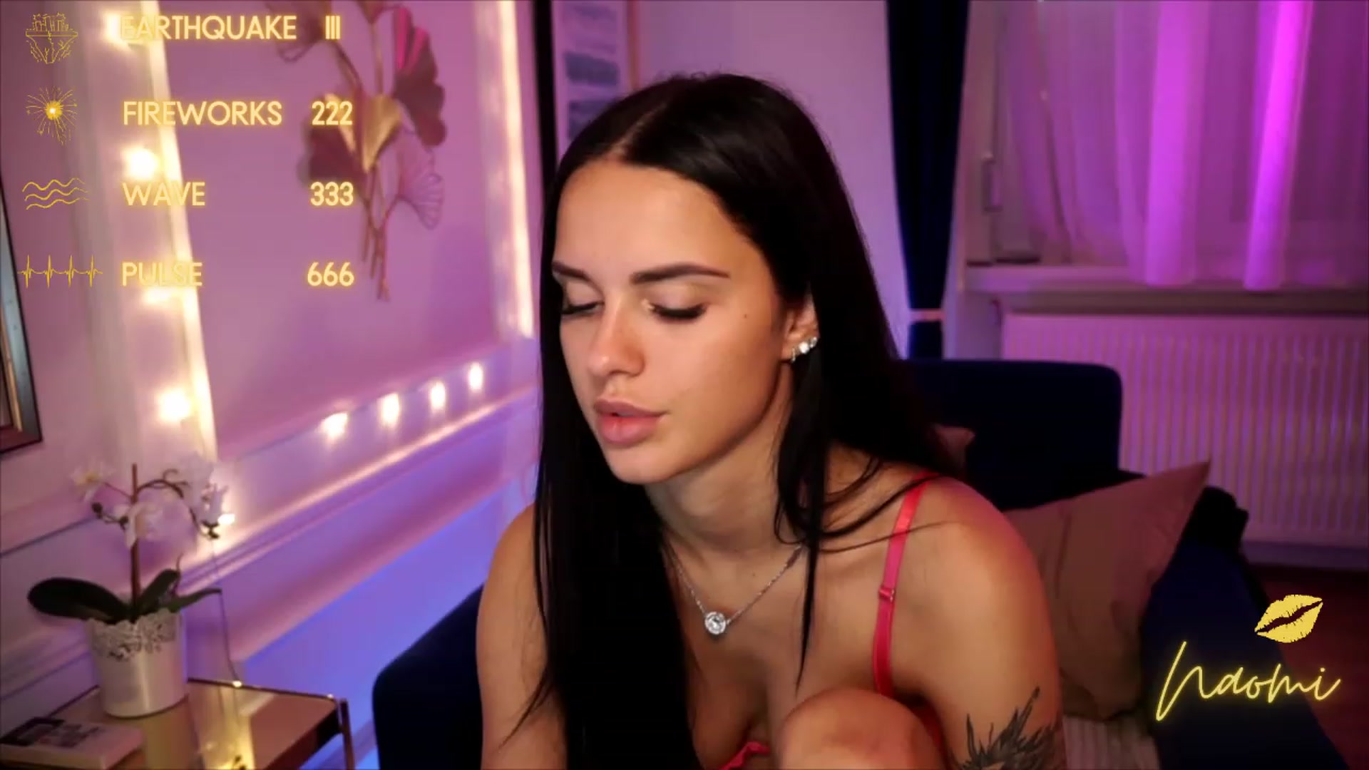 Gallery image thumbnail from cinnabellee's myfreecams stream on, 07/17/2023, 11:57 image 16 of 20