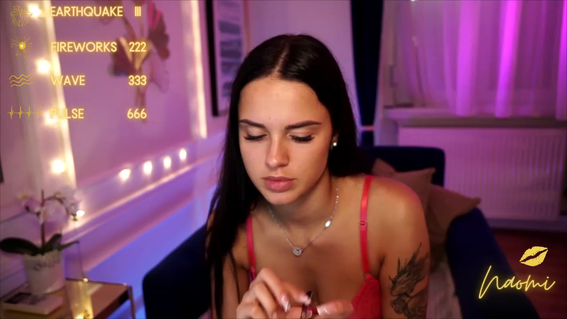 Gallery image thumbnail from cinnabellee's myfreecams stream on, 07/17/2023, 16:00 image 9 of 20