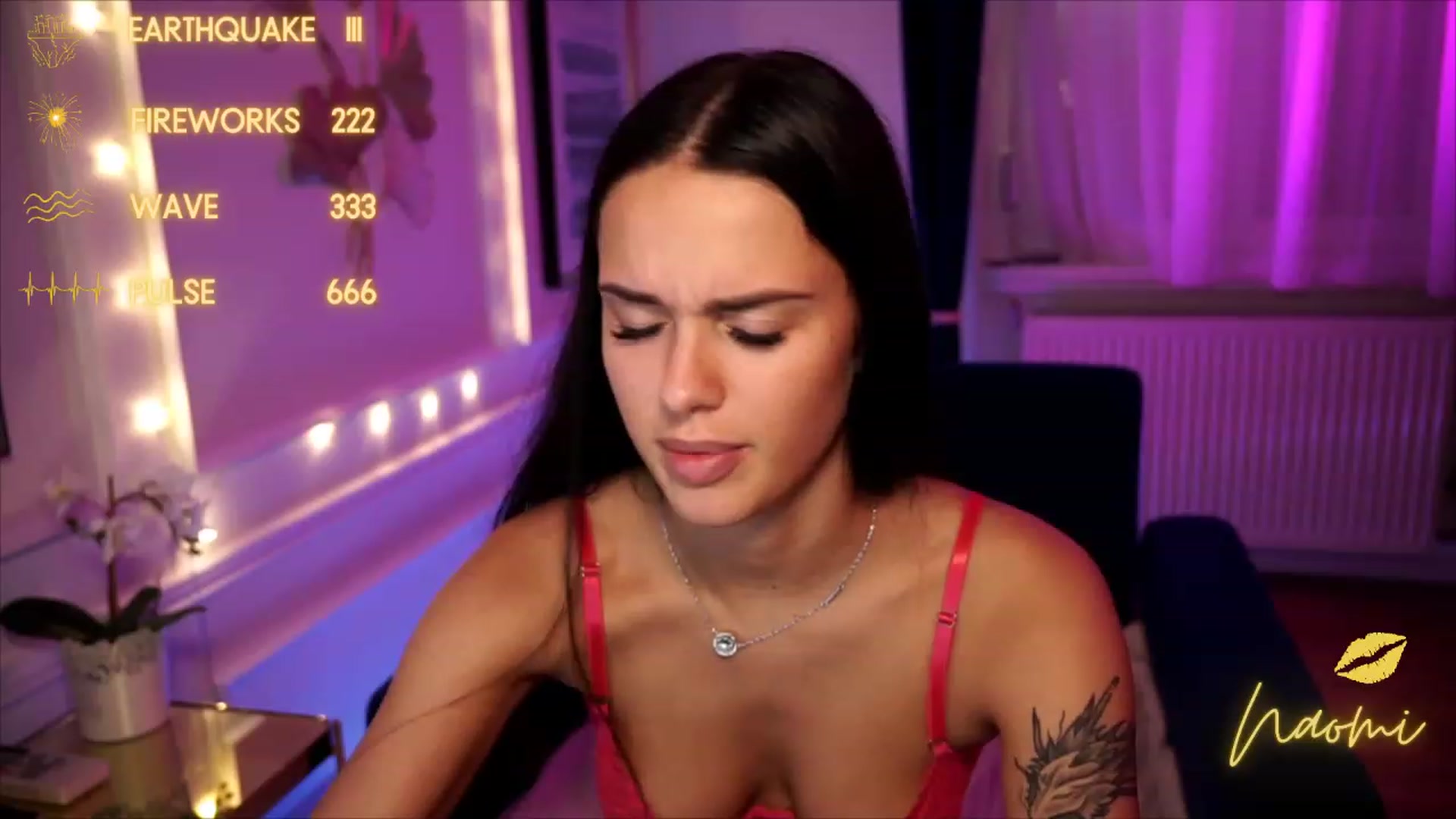 Gallery image thumbnail from cinnabellee's myfreecams stream on, 07/17/2023, 16:00 image 15 of 20