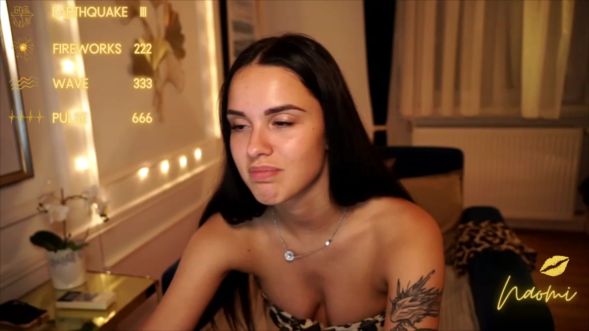 Gallery image thumbnail from cinnabellee's myfreecams stream on, 07/24/2023, 21:45 image 4 of 20